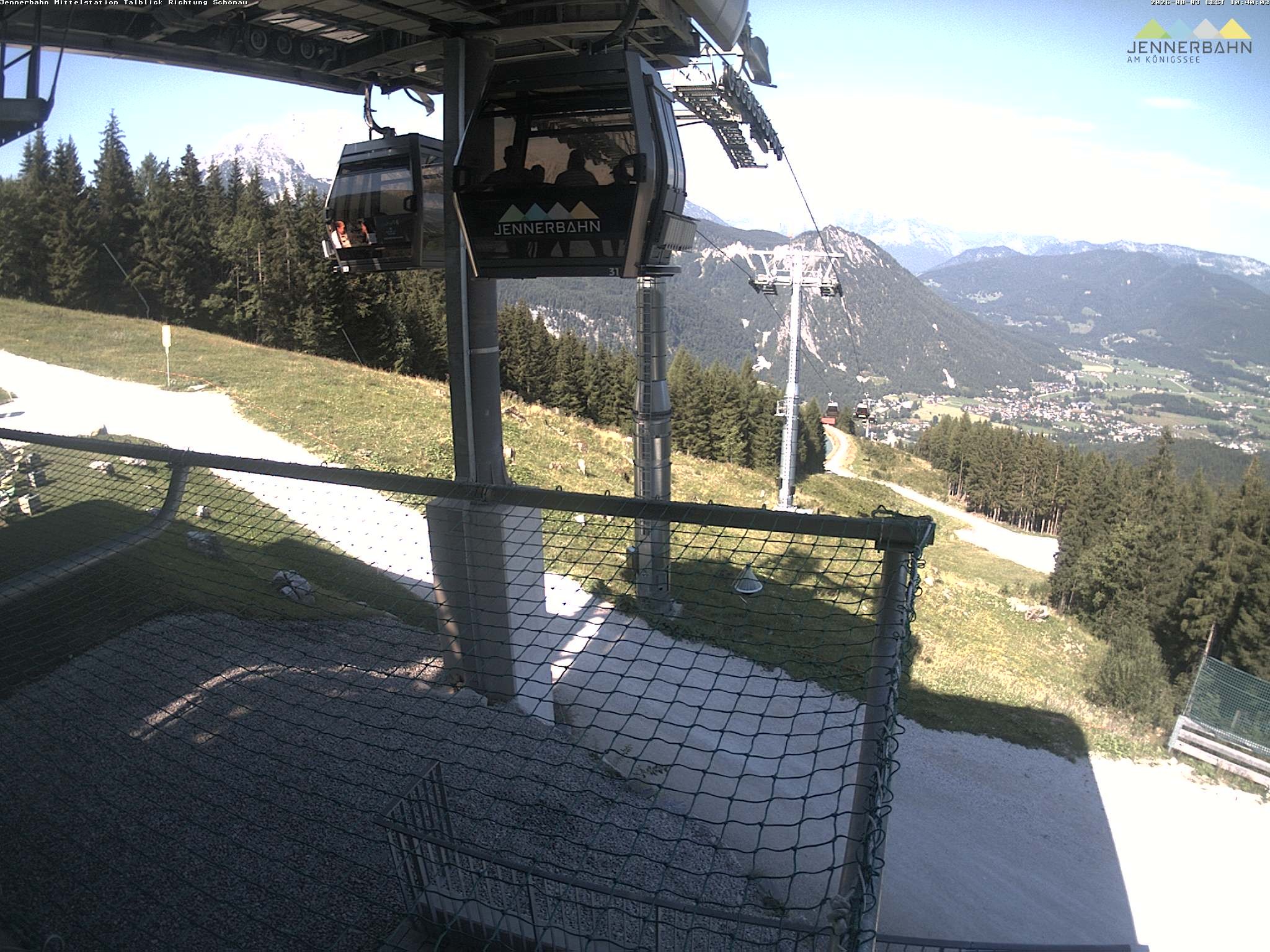 Archiv Foto Webcam Blick von der Mittelstation der Jennerbahn