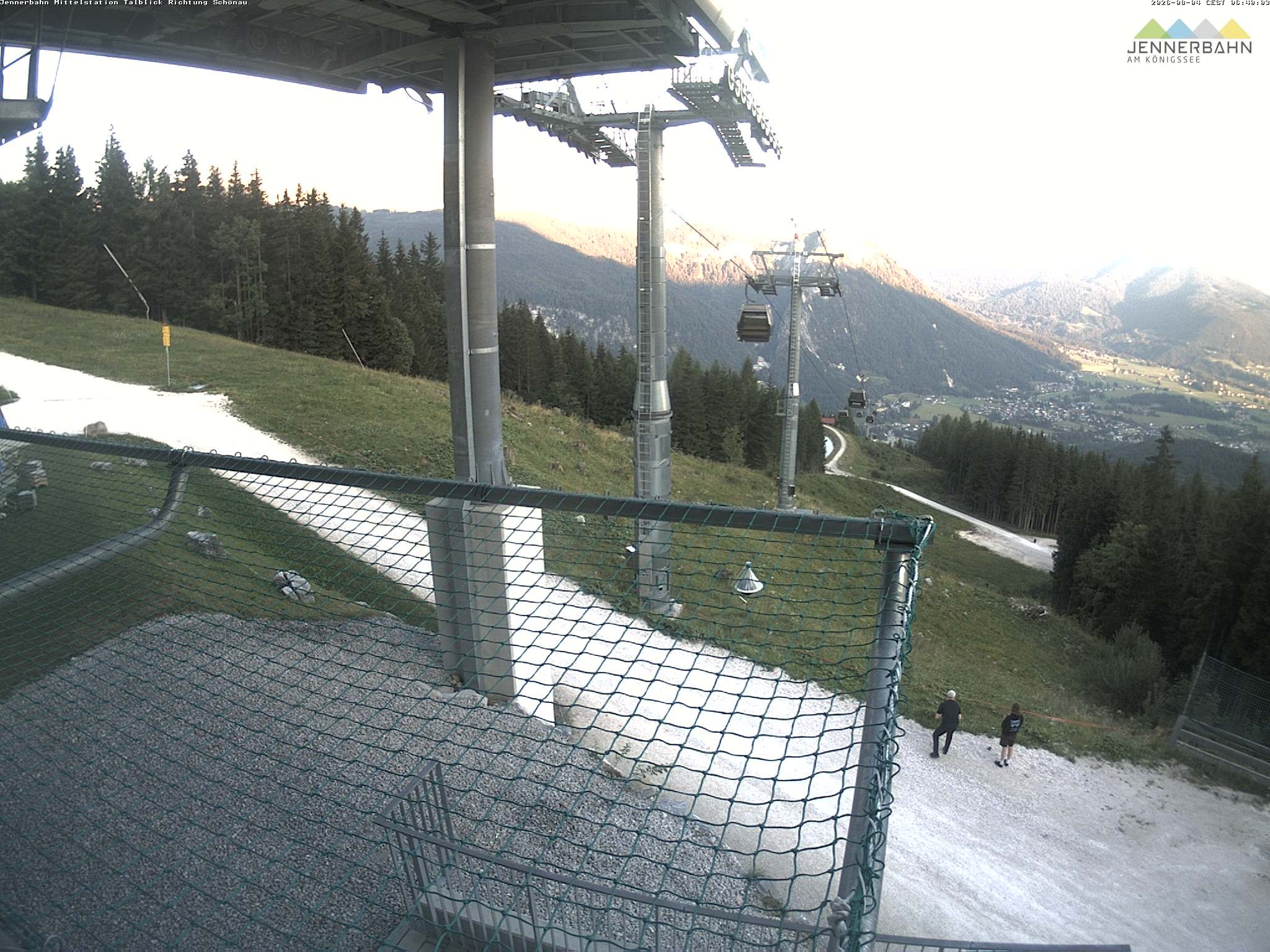 Archiv Foto Webcam Blick von der Mittelstation der Jennerbahn