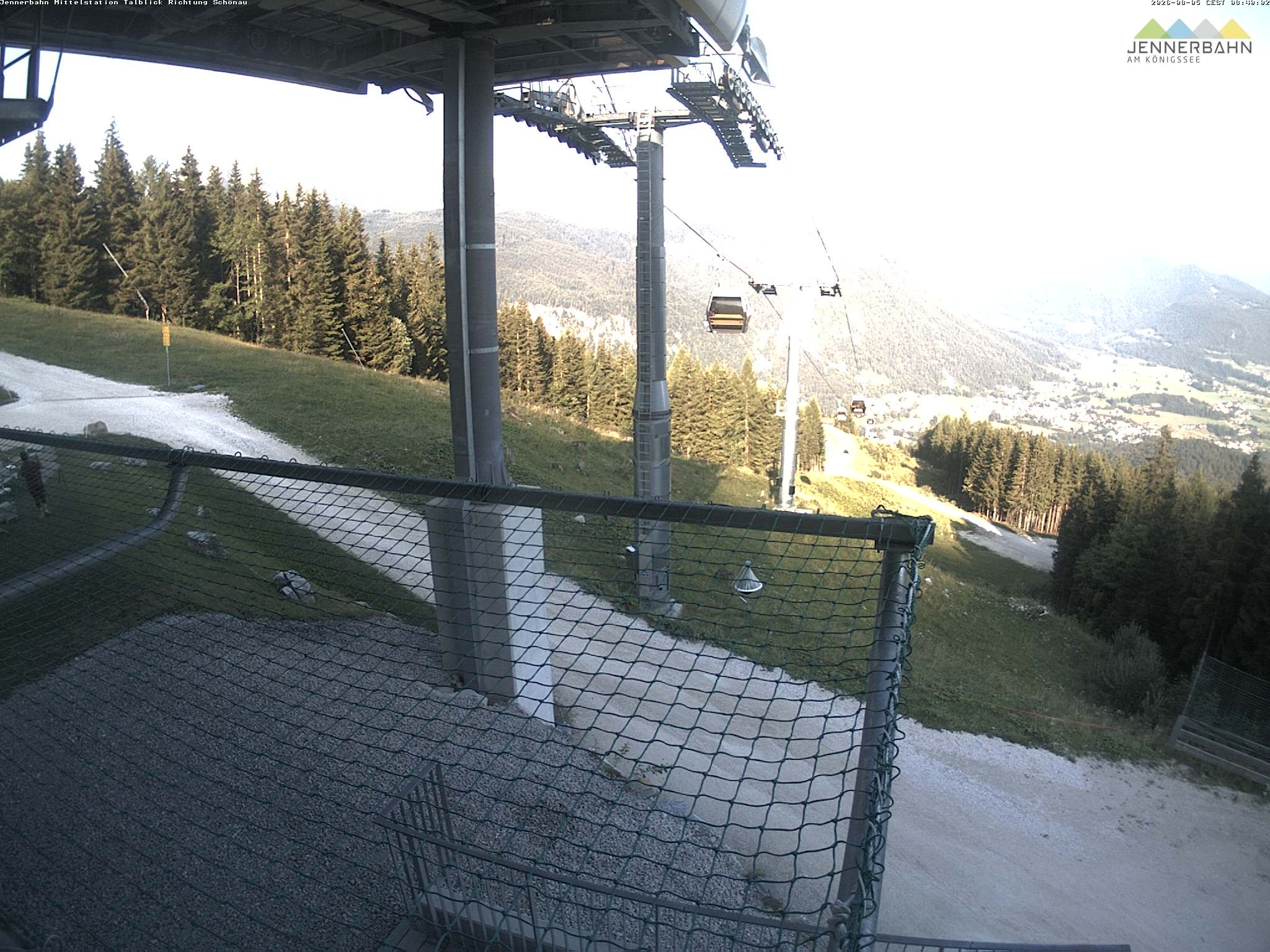 Archiv Foto Webcam Blick von der Mittelstation der Jennerbahn