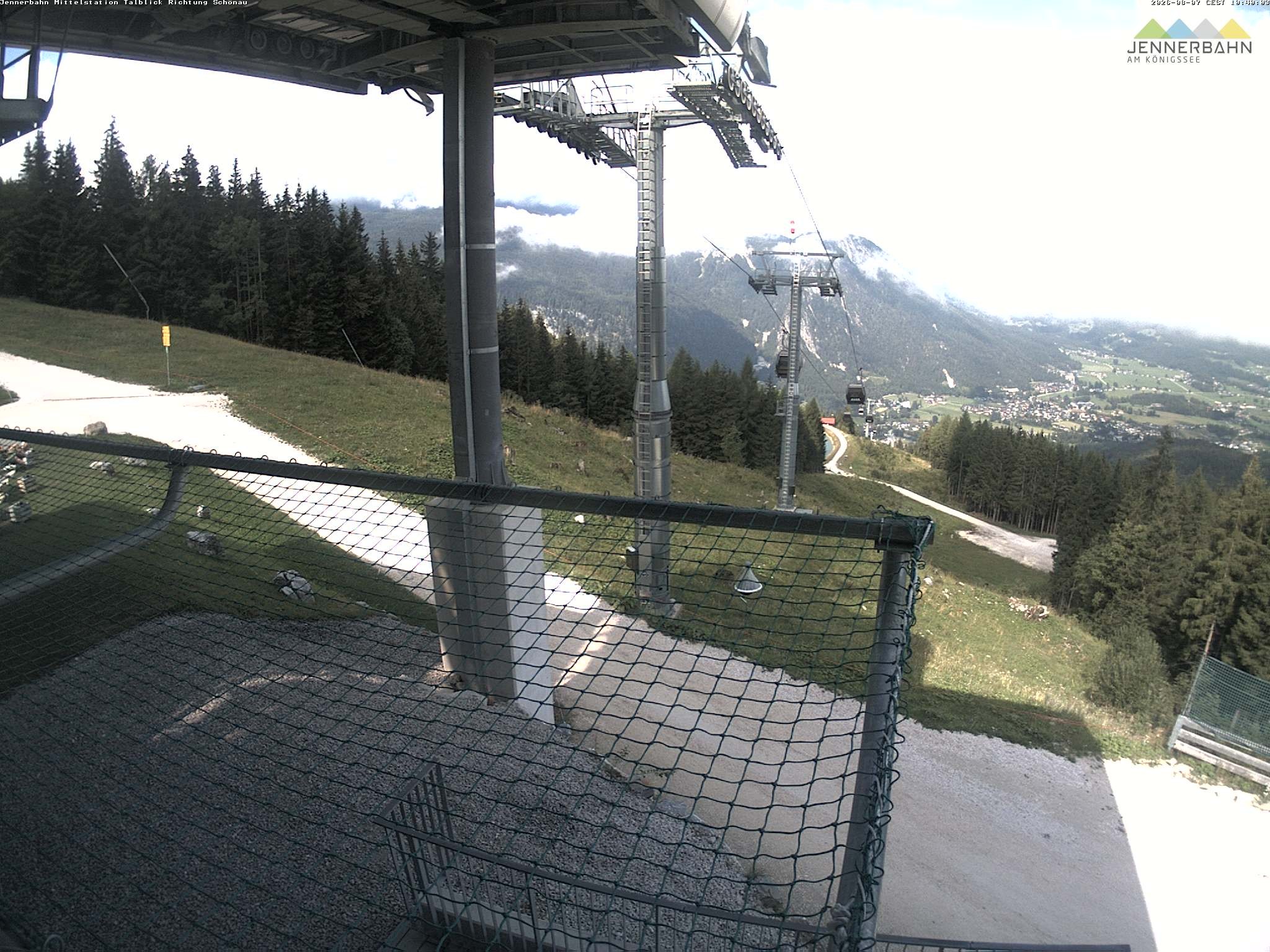 Archiv Foto Webcam Blick von der Mittelstation der Jennerbahn