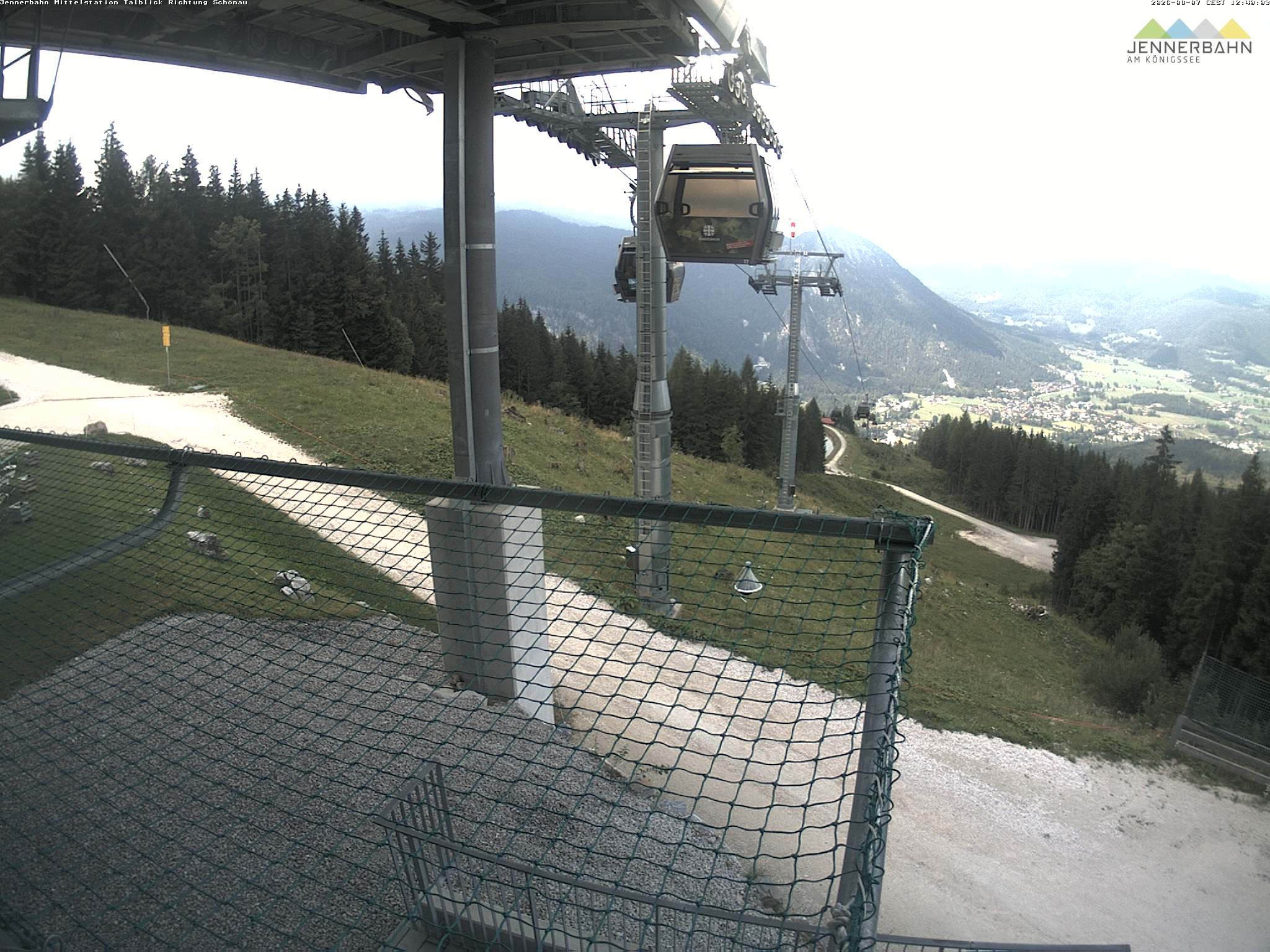 Archiv Foto Webcam Blick von der Mittelstation der Jennerbahn