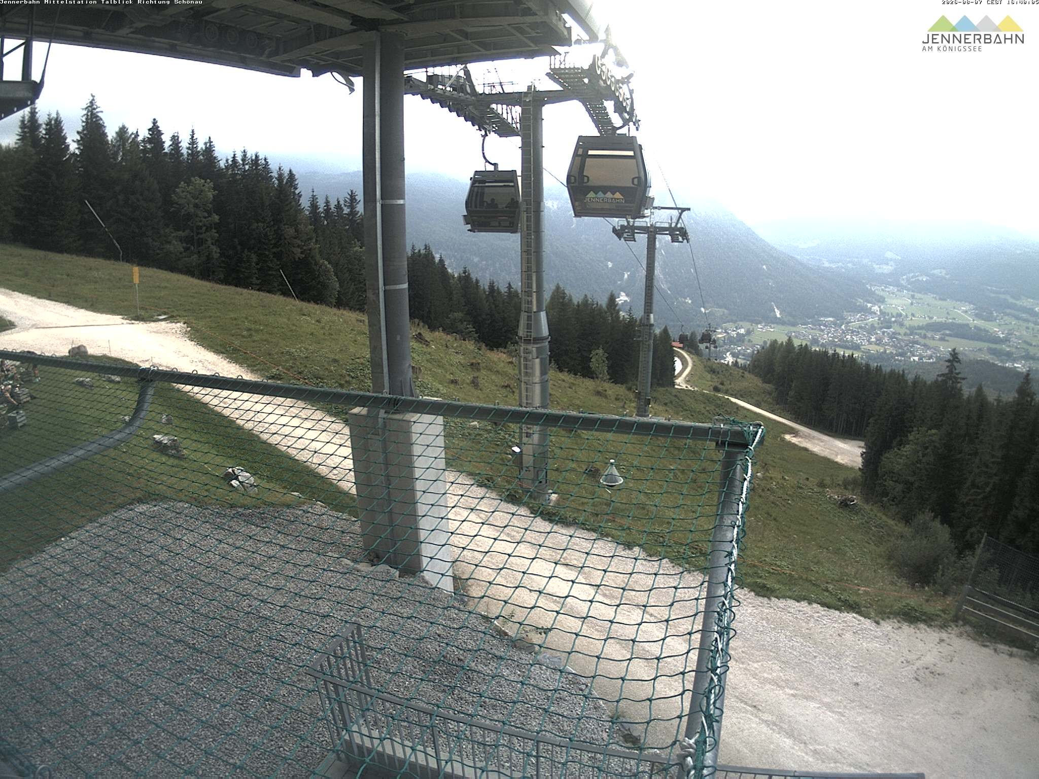 Archiv Foto Webcam Blick von der Mittelstation der Jennerbahn