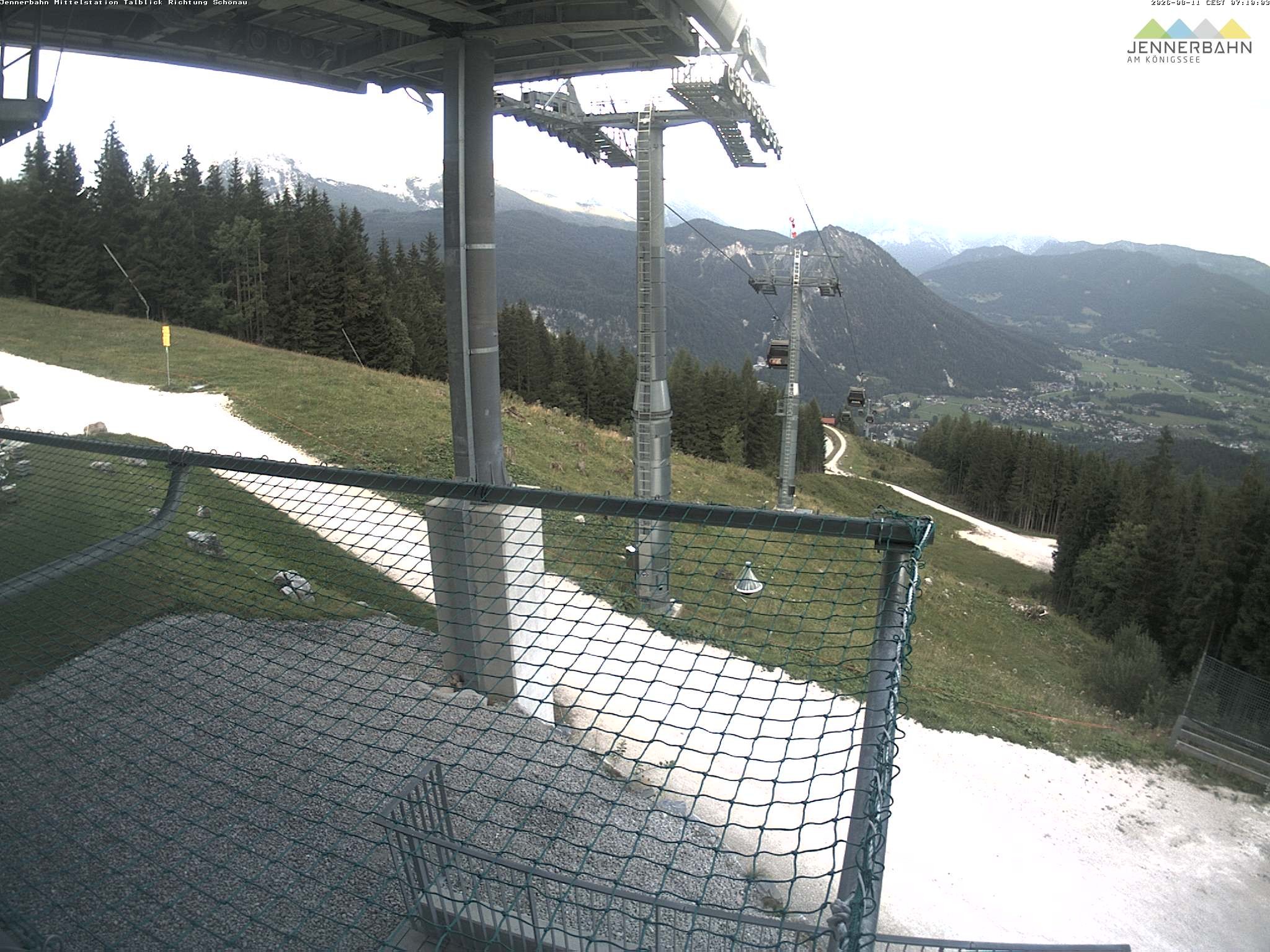 Archived image Webcam View from Midway Station