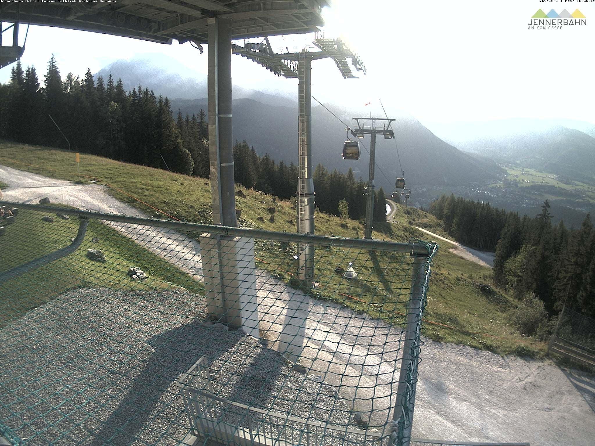 Archiv Foto Webcam Blick von der Mittelstation der Jennerbahn