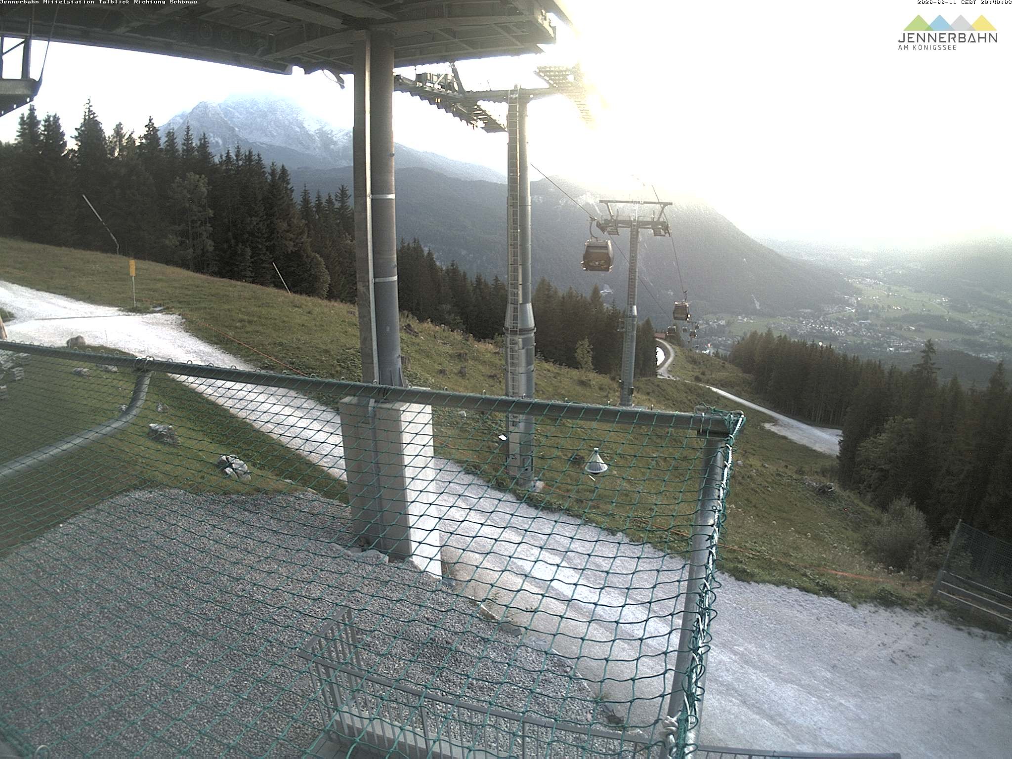 Archiv Foto Webcam Blick von der Mittelstation der Jennerbahn