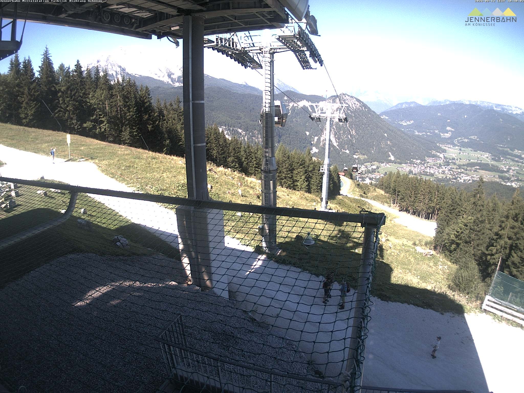 Archiv Foto Webcam Blick von der Mittelstation der Jennerbahn