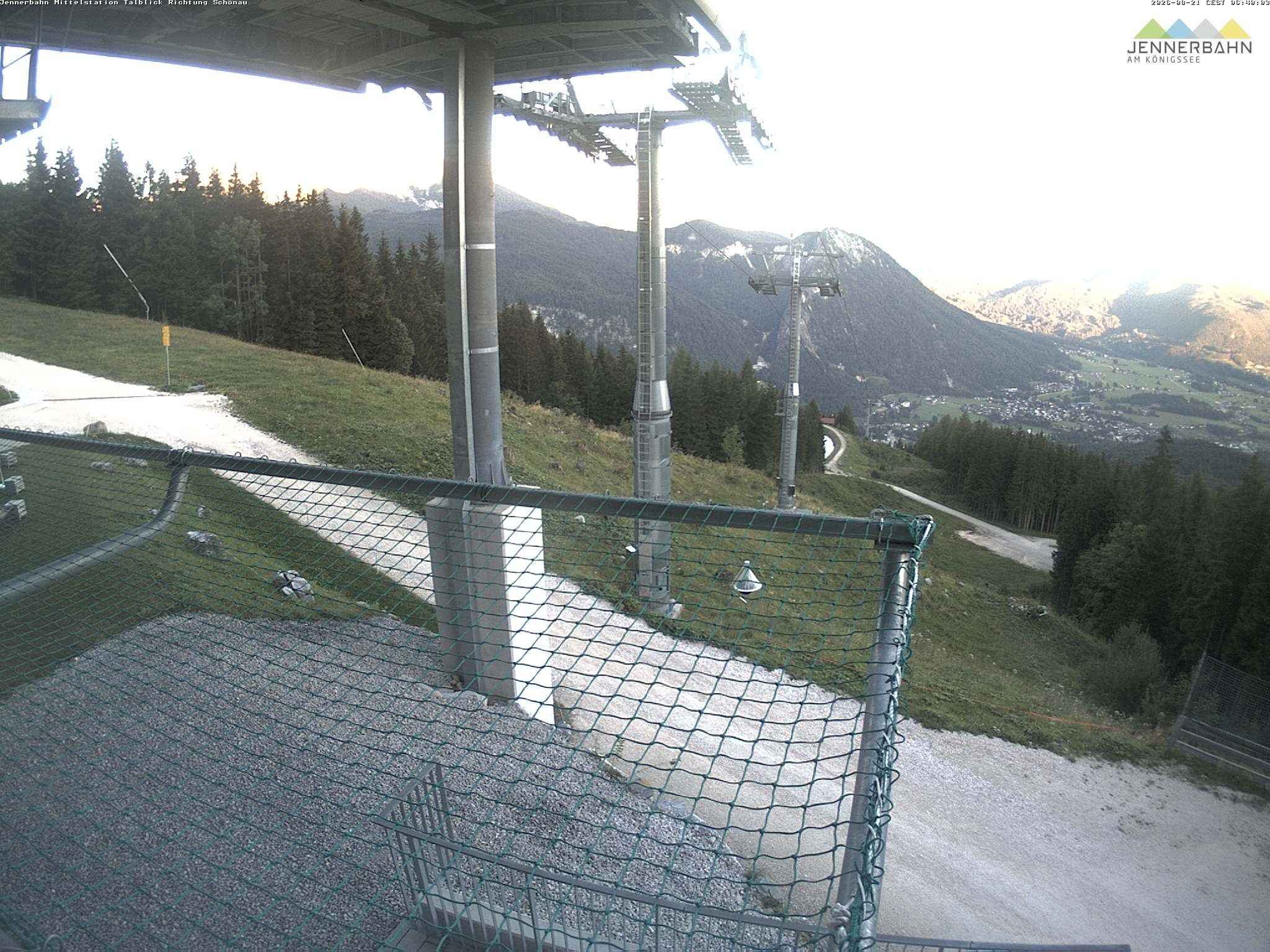 Archiv Foto Webcam Blick von der Mittelstation der Jennerbahn