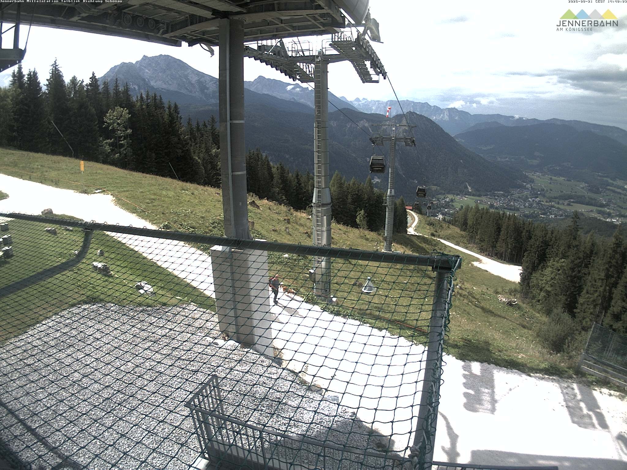 Archiv Foto Webcam Blick von der Mittelstation der Jennerbahn