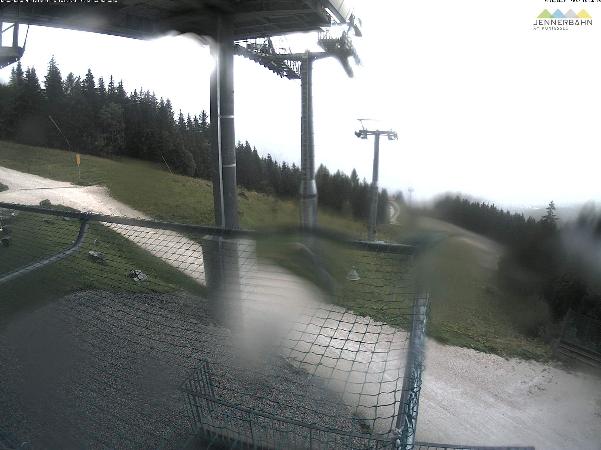 Archiv Foto Webcam Blick von der Mittelstation der Jennerbahn