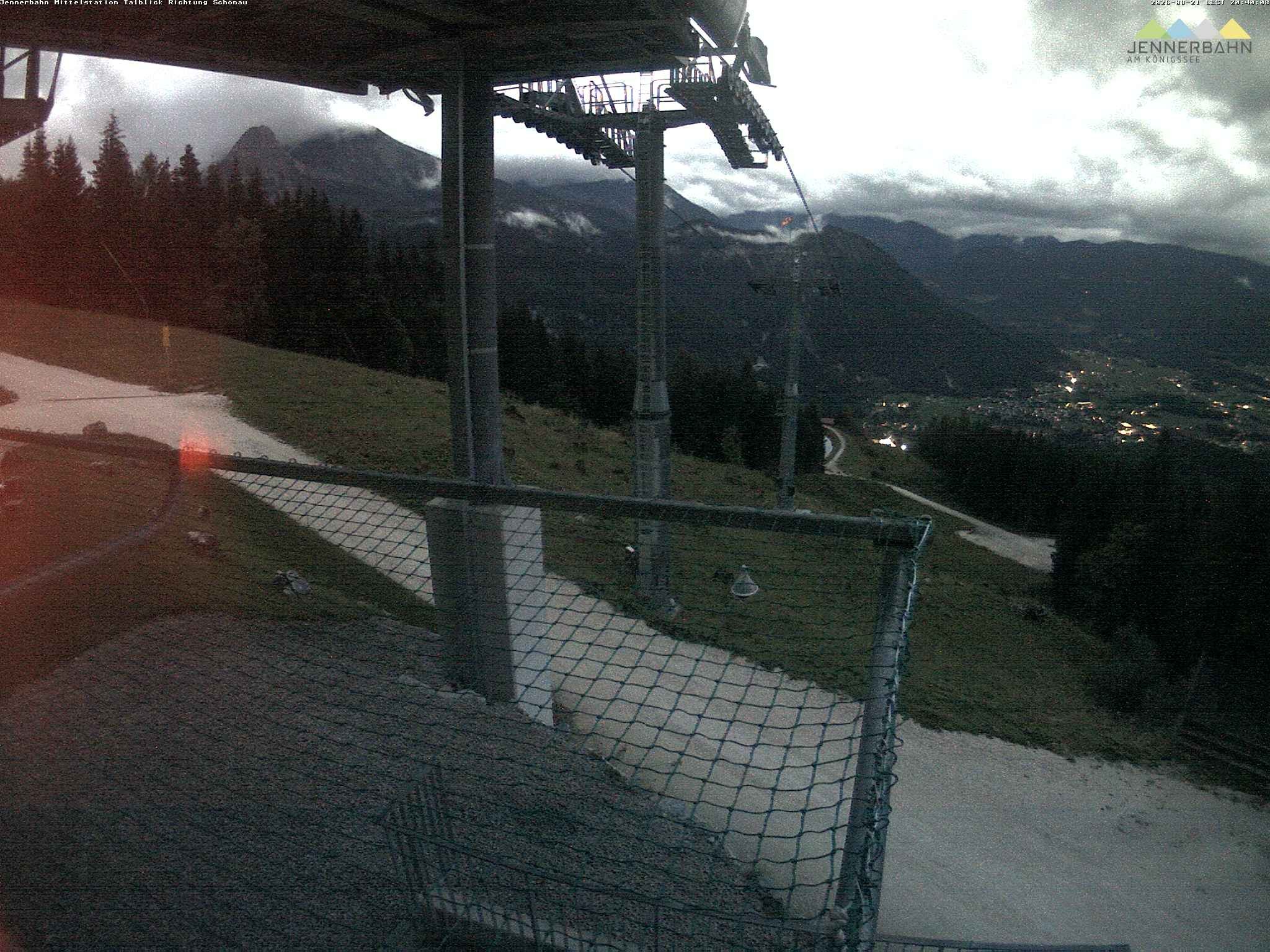 Archiv Foto Webcam Blick von der Mittelstation der Jennerbahn