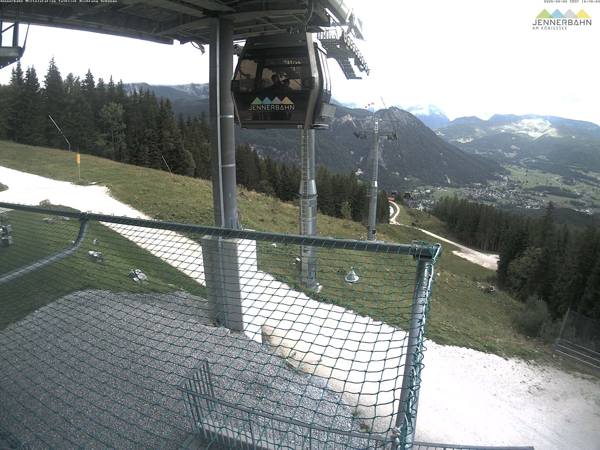 Archiv Foto Webcam Blick von der Mittelstation der Jennerbahn