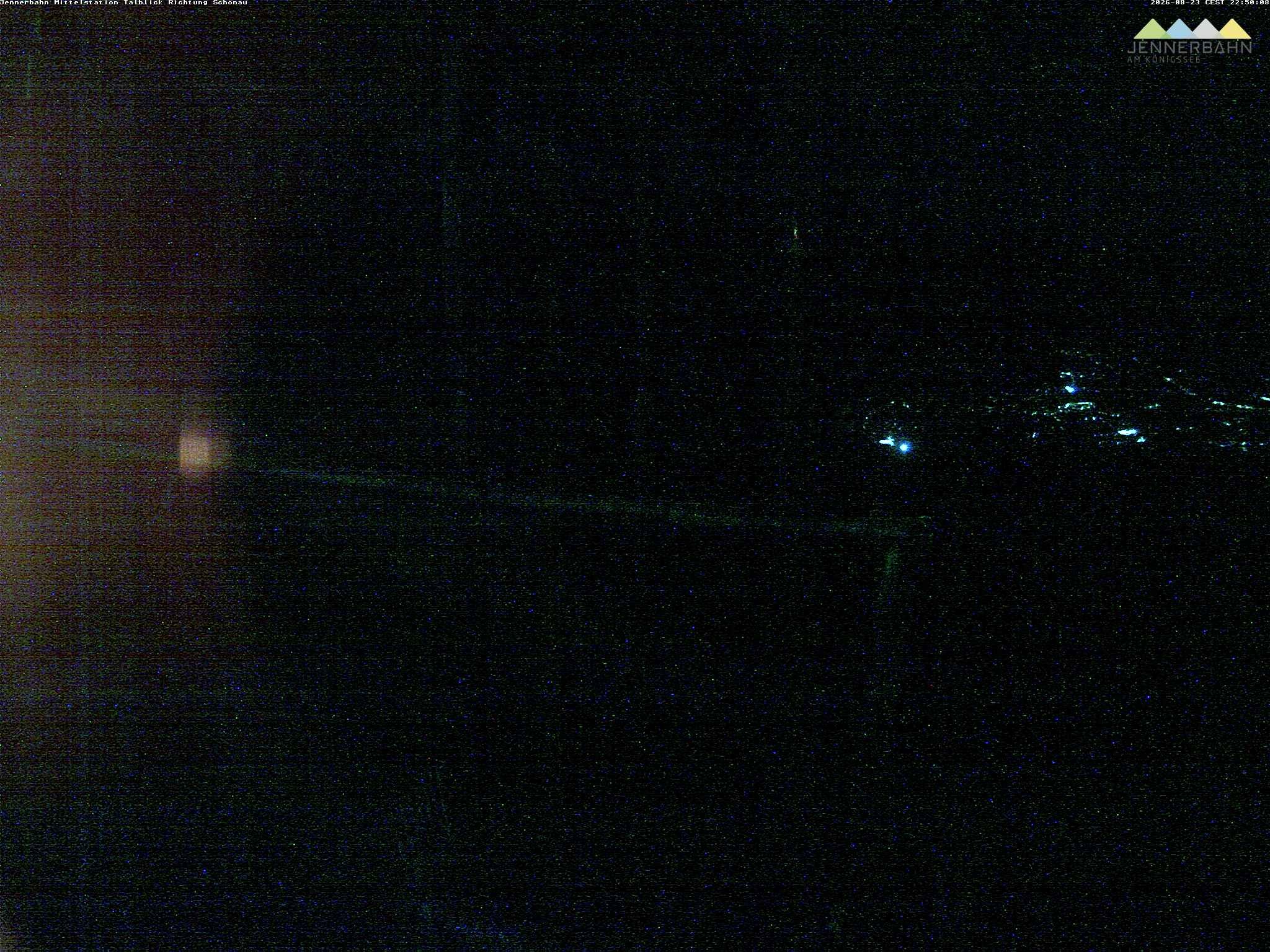Archived image Webcam View from Midway Station