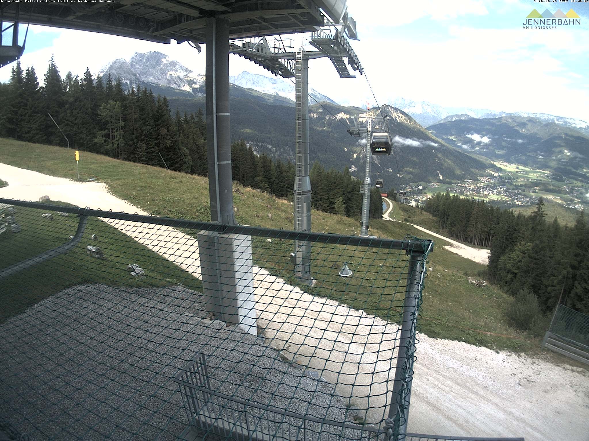 Archiv Foto Webcam Blick von der Mittelstation der Jennerbahn