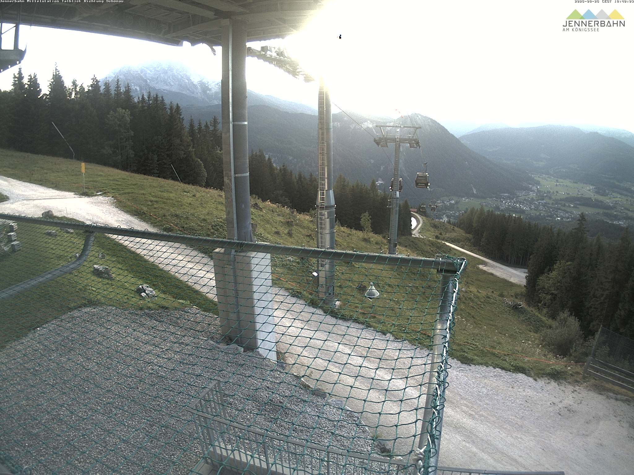 Archived image Webcam View from Midway Station