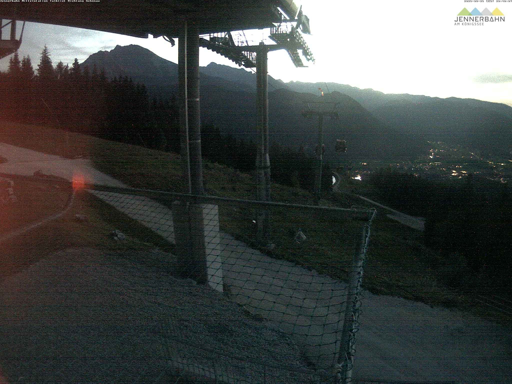 Archiv Foto Webcam Blick von der Mittelstation der Jennerbahn