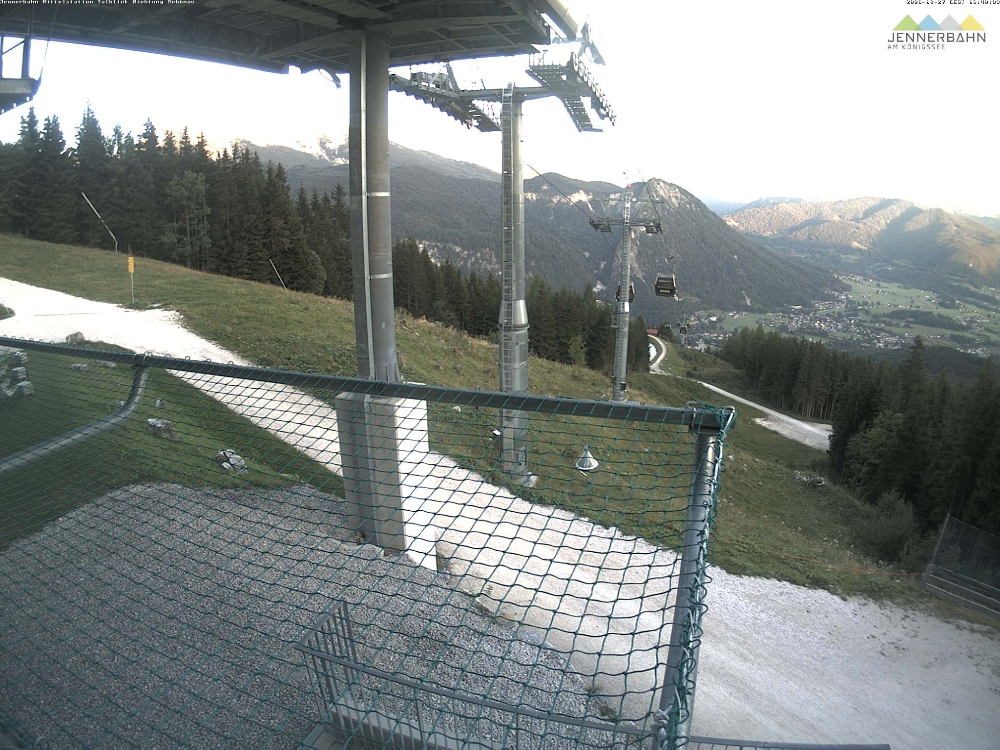 Archiv Foto Webcam Blick von der Mittelstation der Jennerbahn