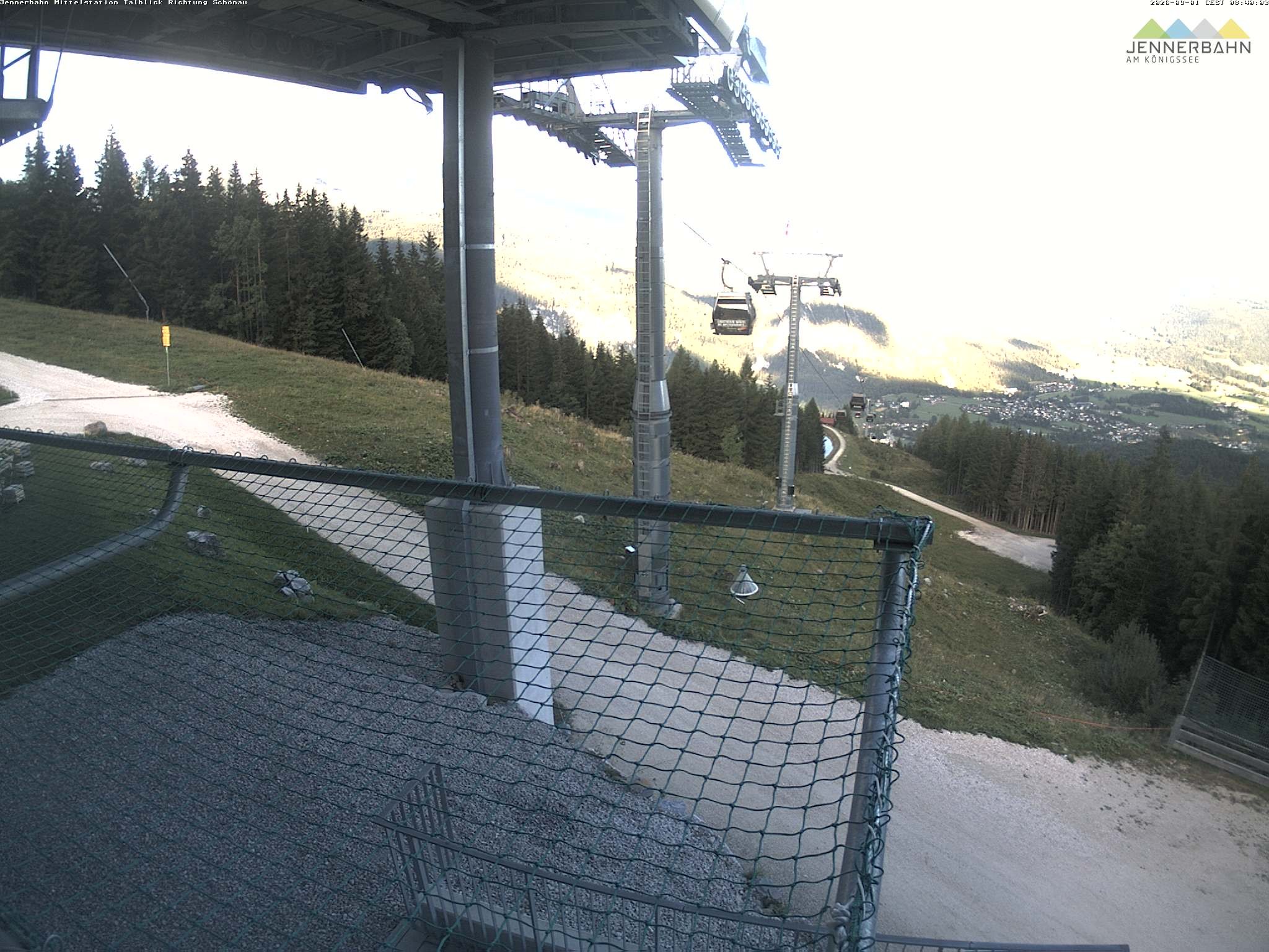 Archiv Foto Webcam Blick von der Mittelstation der Jennerbahn