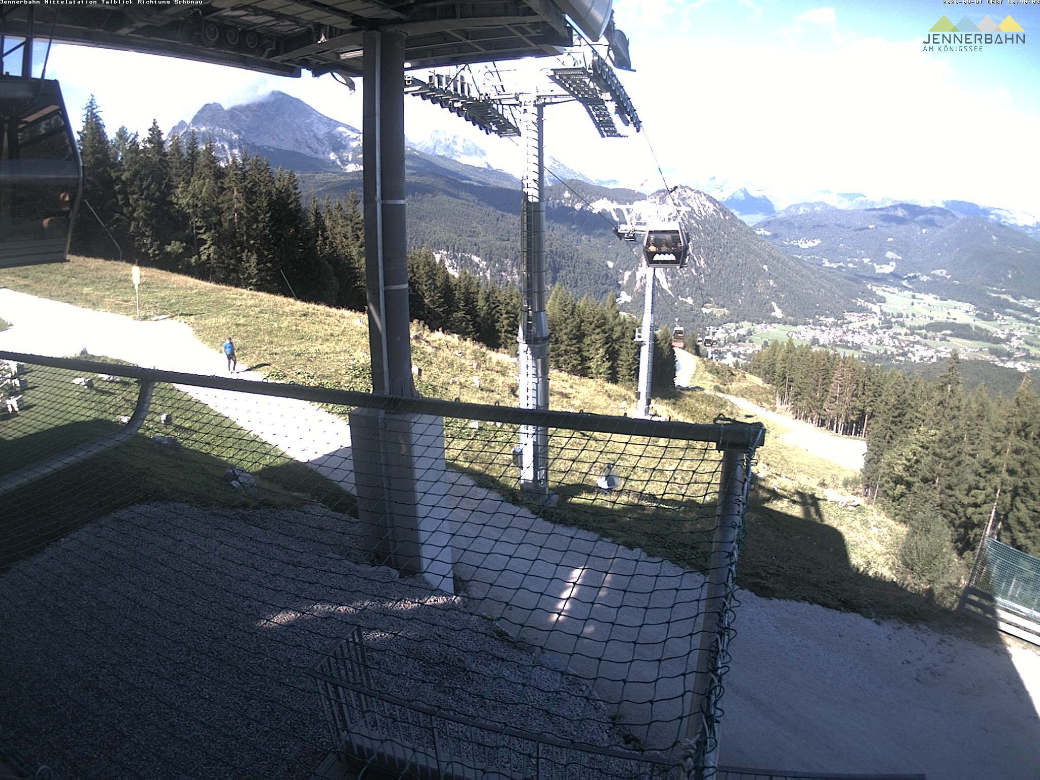 Archiv Foto Webcam Blick von der Mittelstation der Jennerbahn