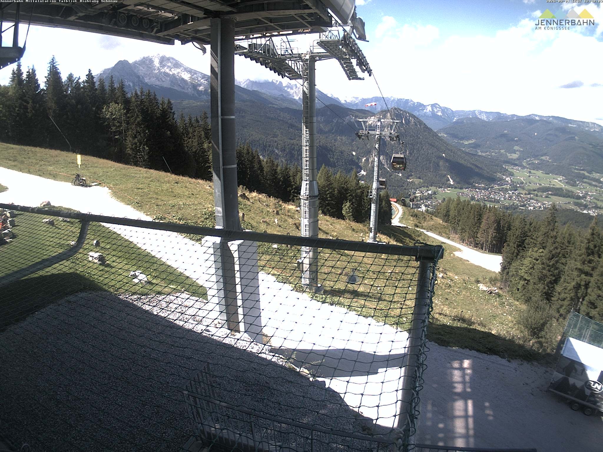 Archiv Foto Webcam Blick von der Mittelstation der Jennerbahn