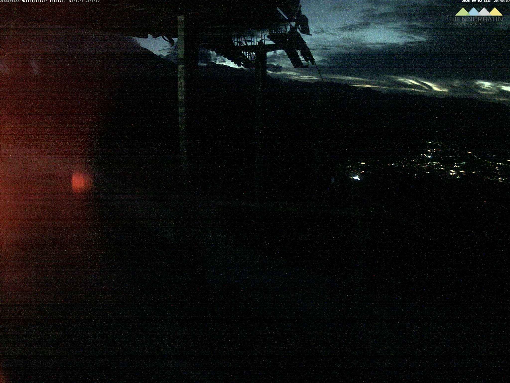 Archived image Webcam View from Midway Station