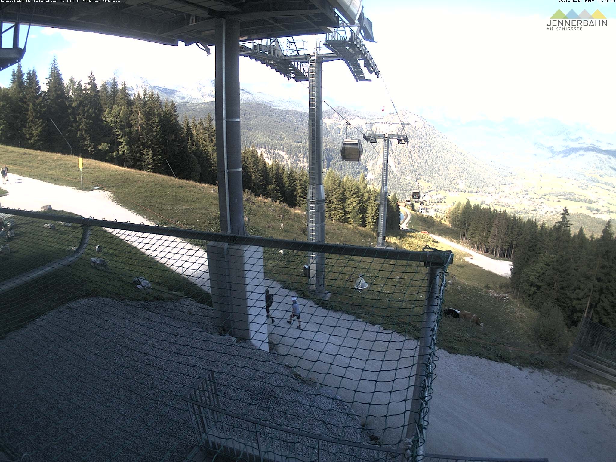Archiv Foto Webcam Blick von der Mittelstation der Jennerbahn