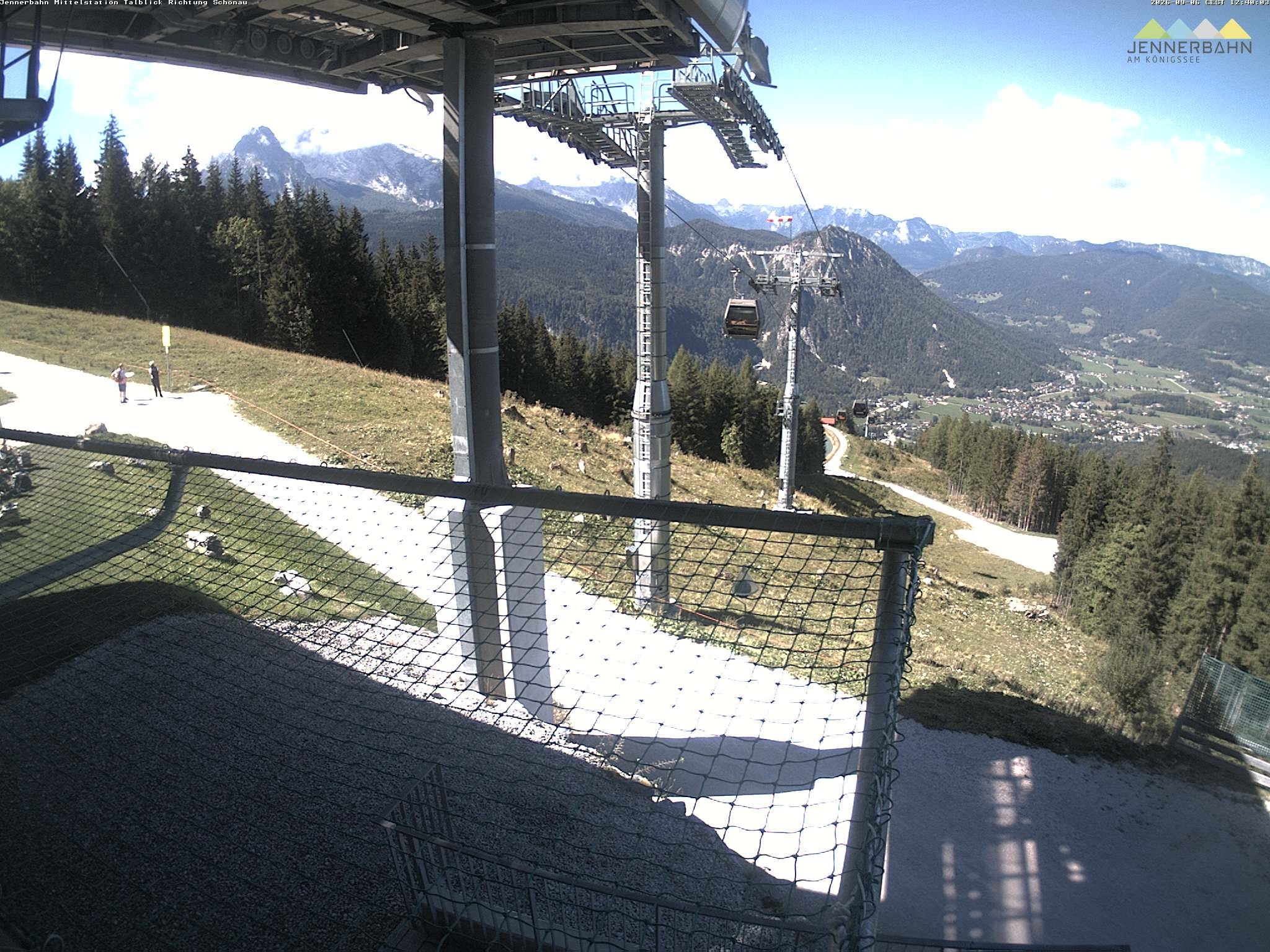 Archiv Foto Webcam Blick von der Mittelstation der Jennerbahn