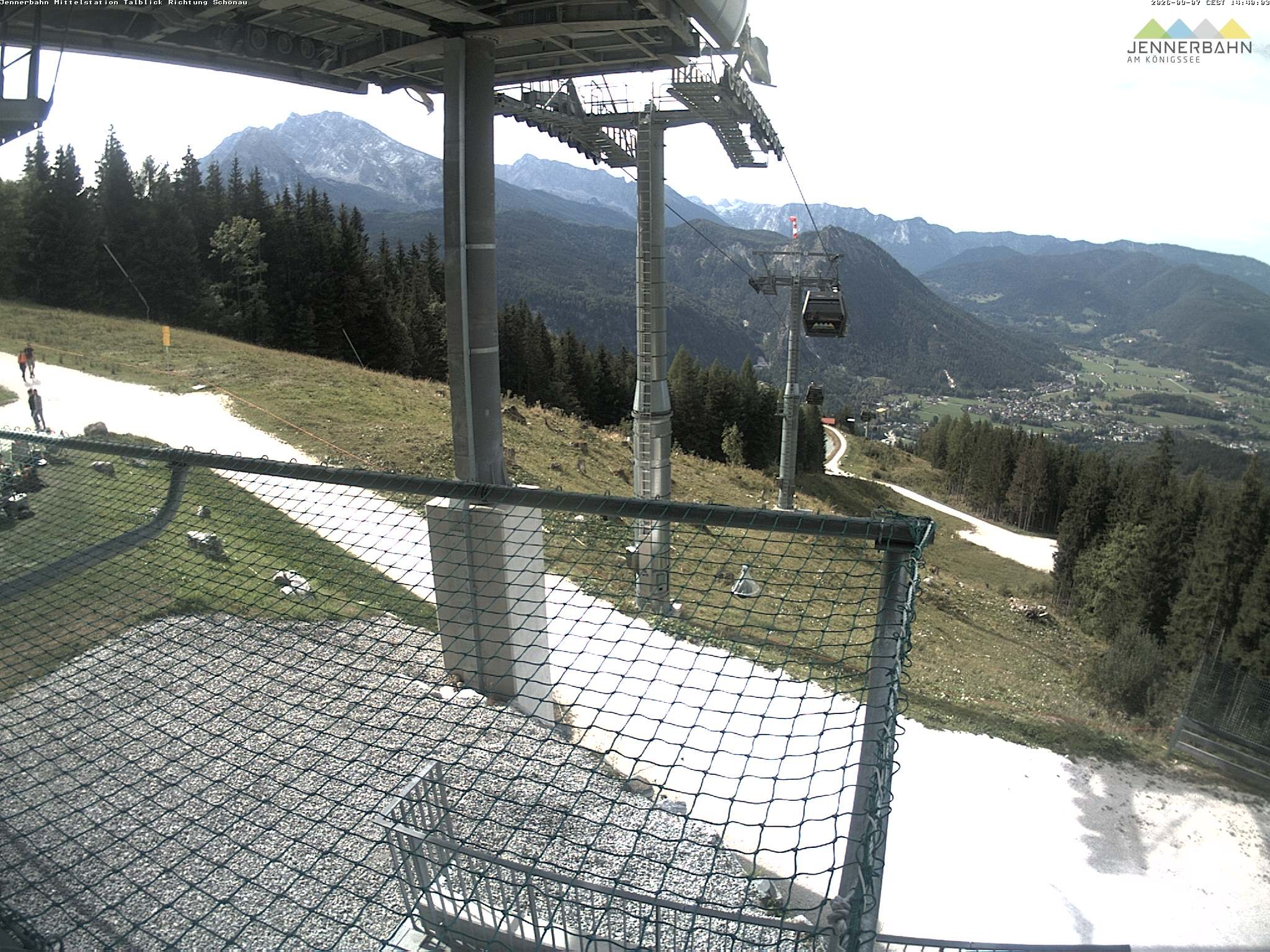 Archiv Foto Webcam Blick von der Mittelstation der Jennerbahn