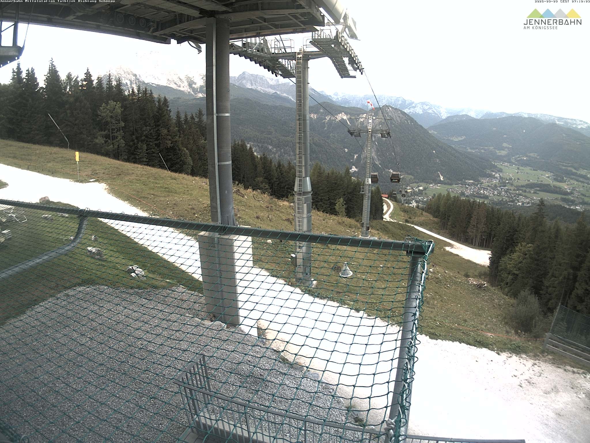 Archived image Webcam View from Midway Station