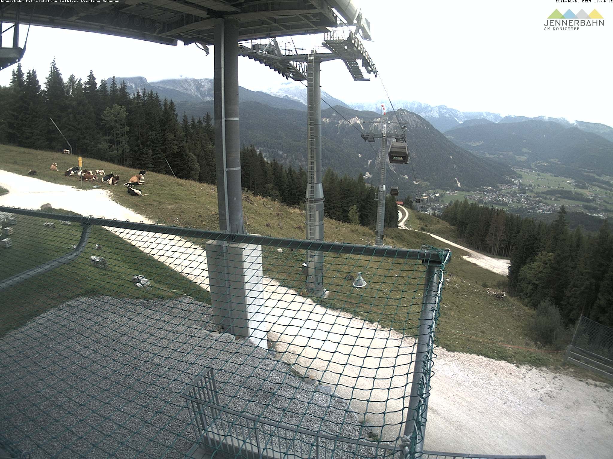 Archived image Webcam View from Midway Station