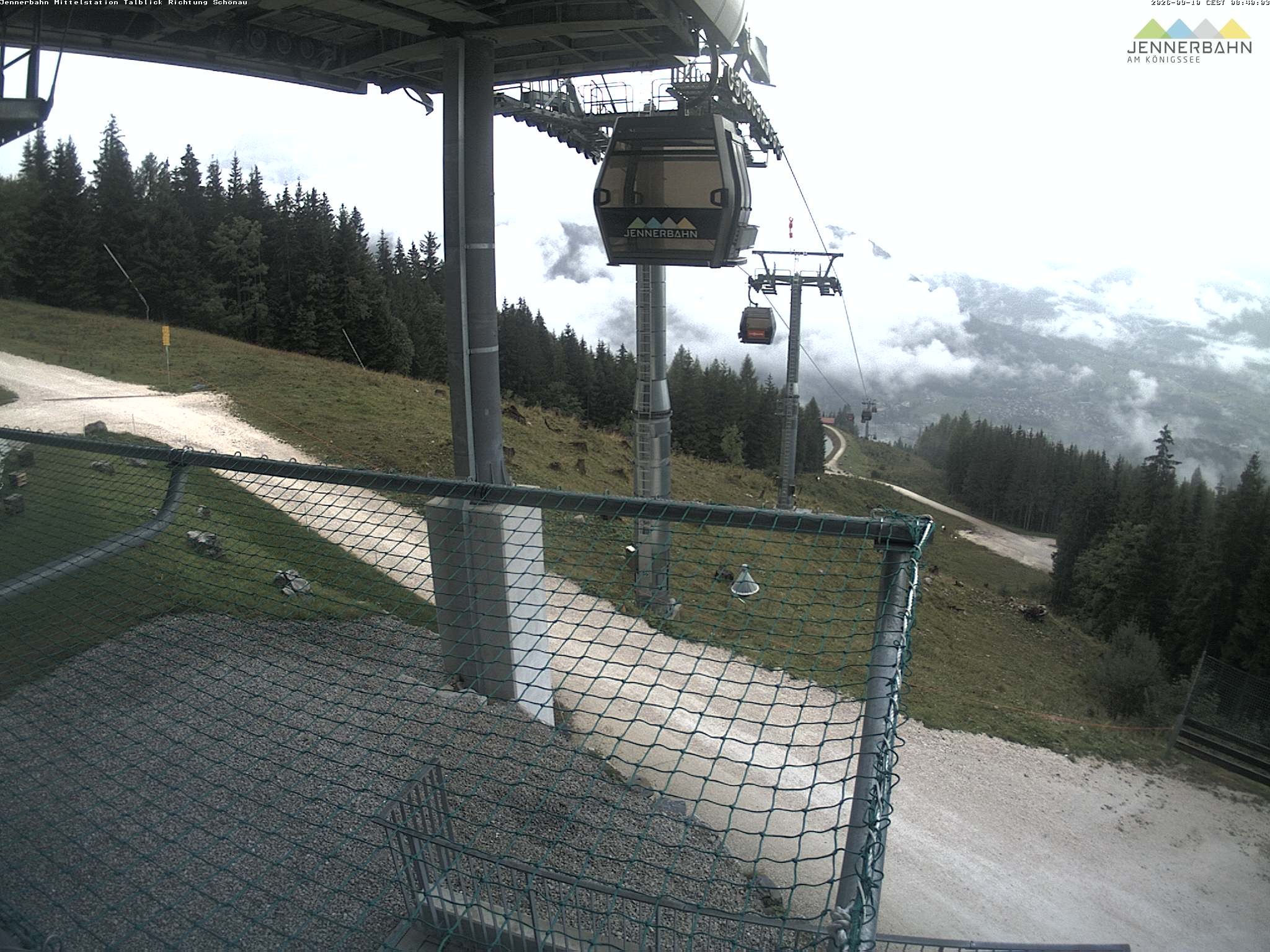 Archiv Foto Webcam Blick von der Mittelstation der Jennerbahn