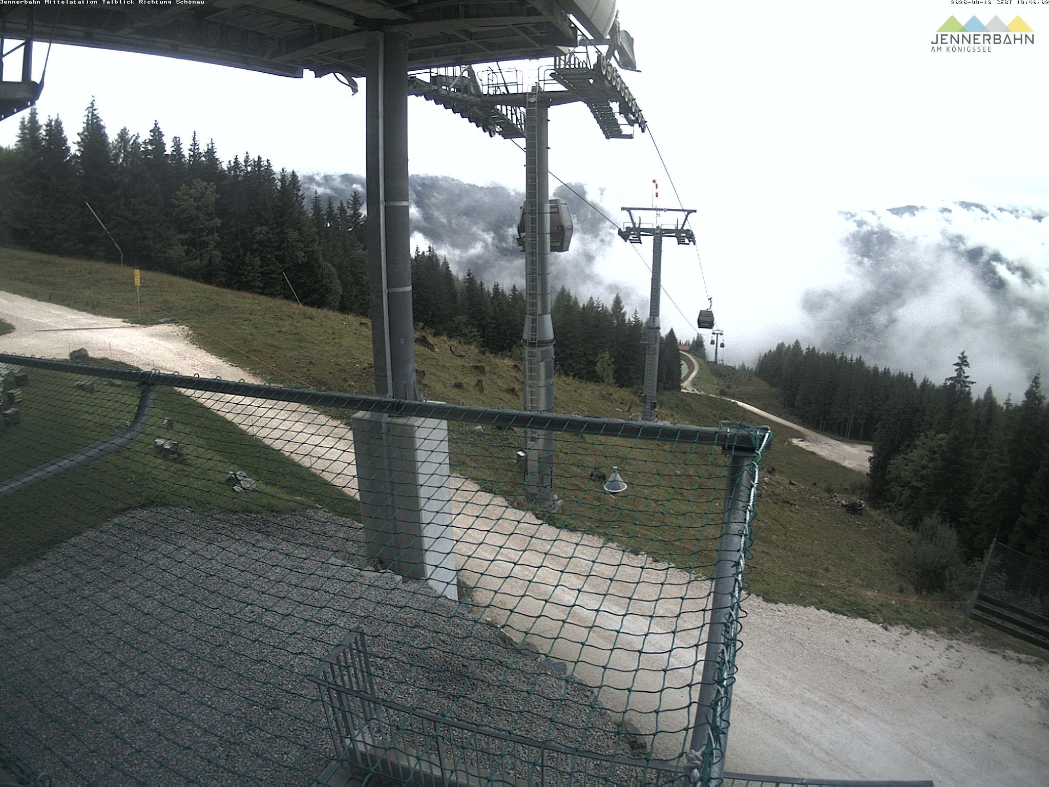 Archiv Foto Webcam Blick von der Mittelstation der Jennerbahn