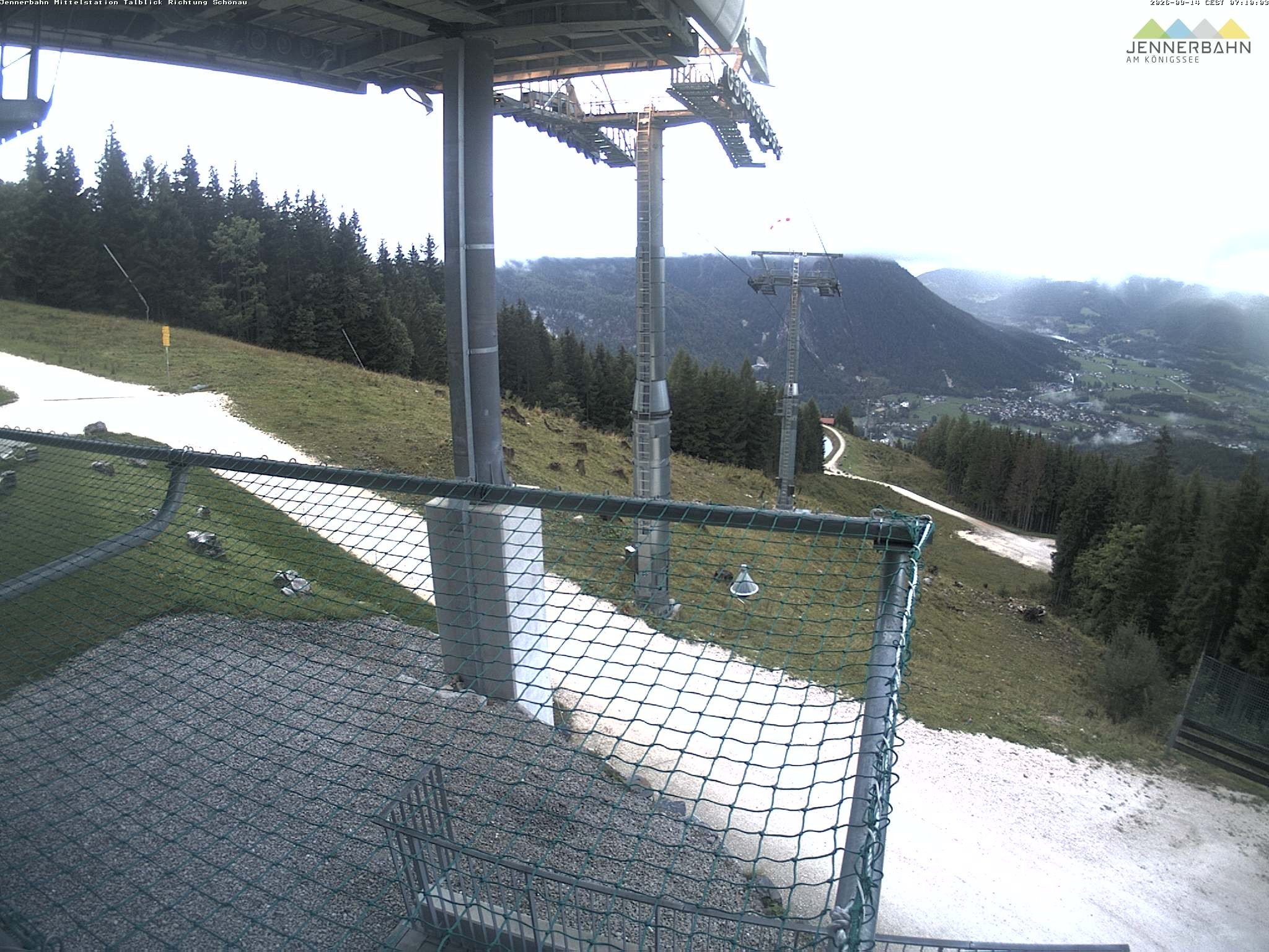 Archiv Foto Webcam Blick von der Mittelstation der Jennerbahn