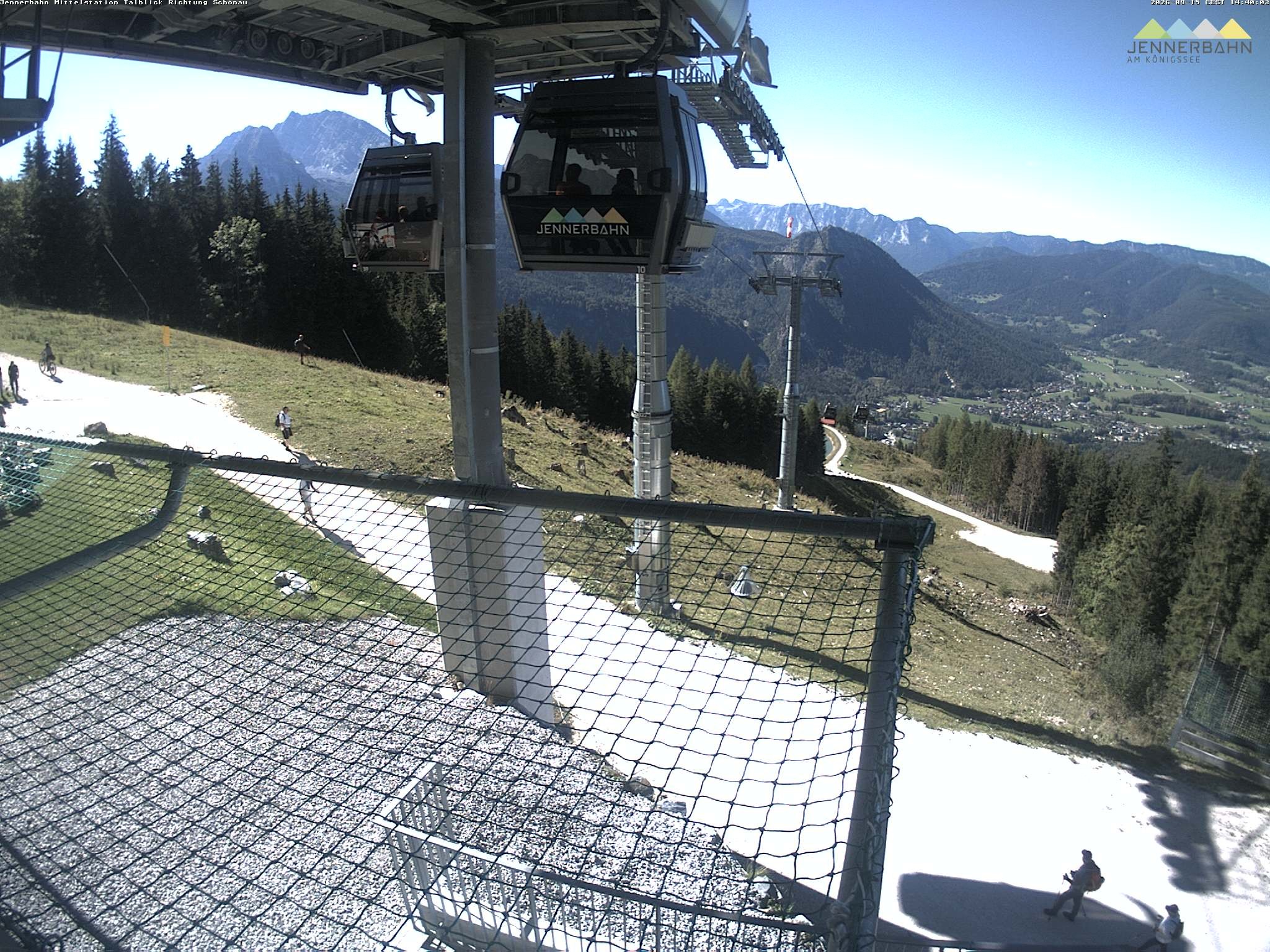 Archiv Foto Webcam Blick von der Mittelstation der Jennerbahn