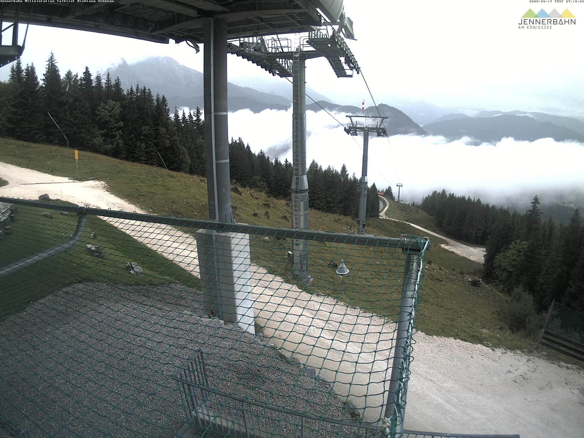 Archiv Foto Webcam Blick von der Mittelstation der Jennerbahn
