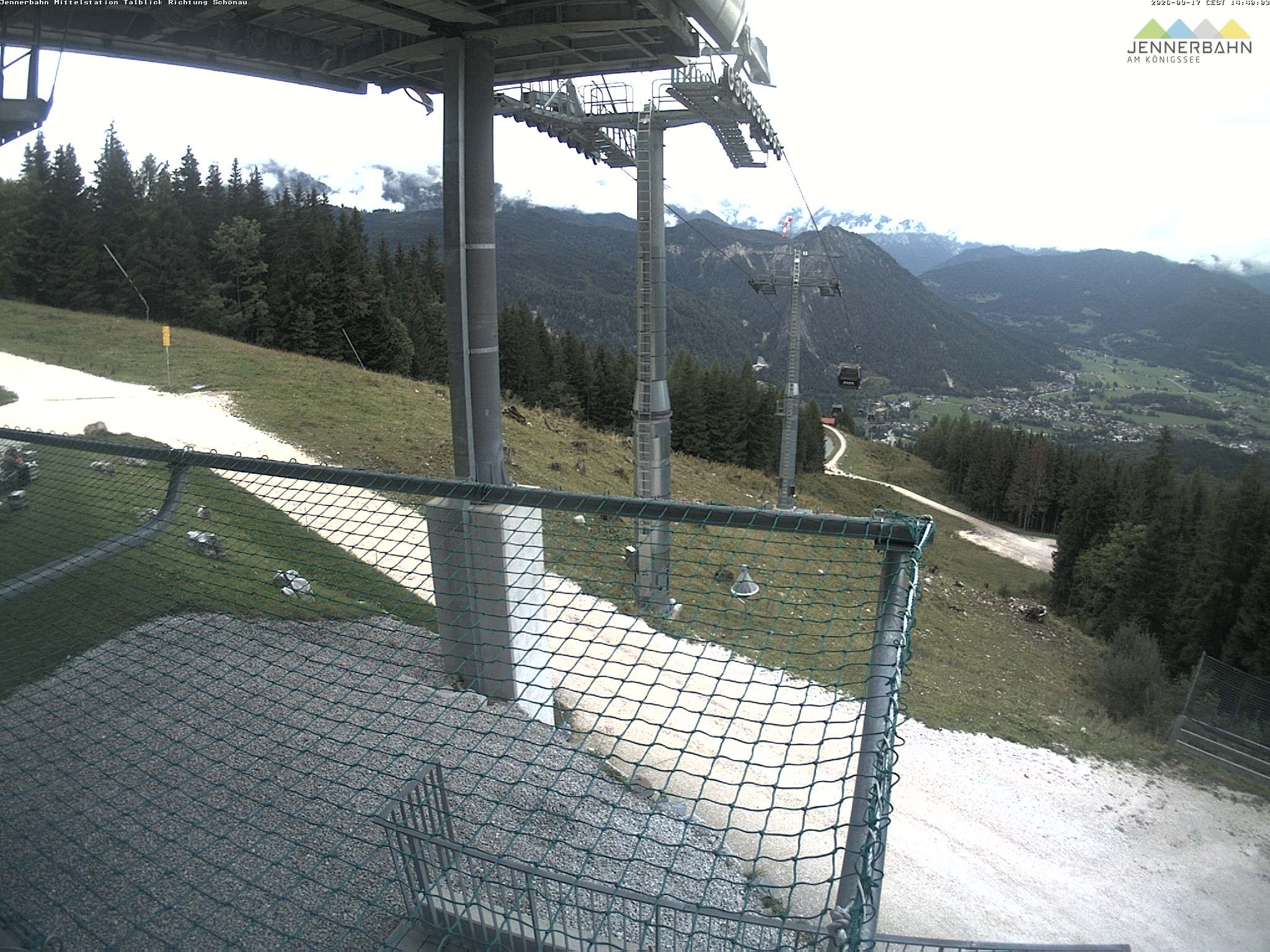 Archiv Foto Webcam Blick von der Mittelstation der Jennerbahn