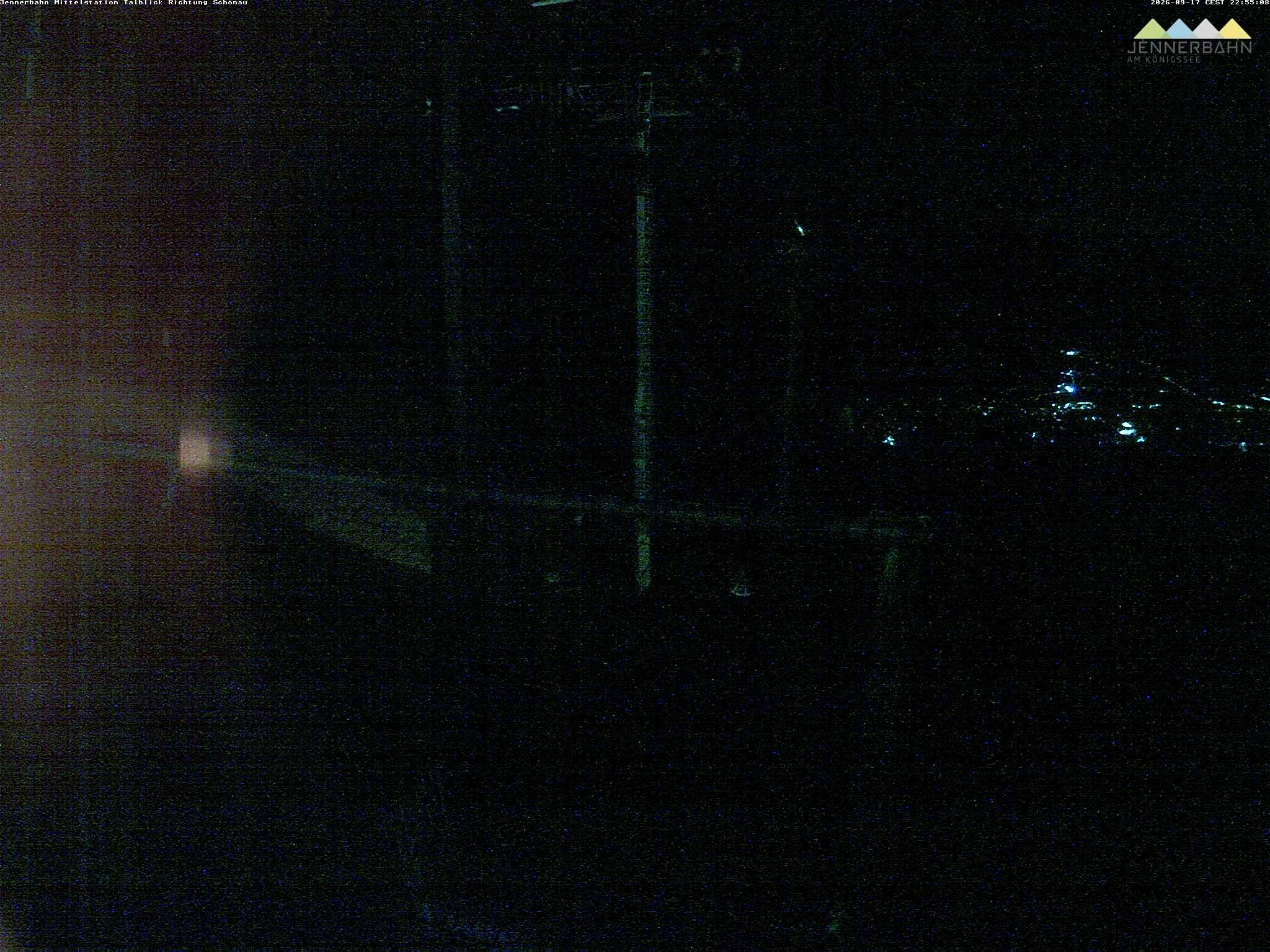 Archived image Webcam View from Midway Station