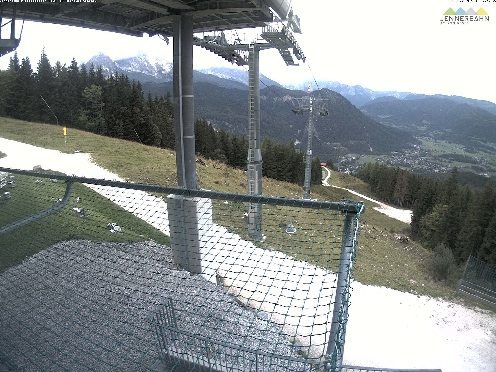 Archiv Foto Webcam Blick von der Mittelstation der Jennerbahn