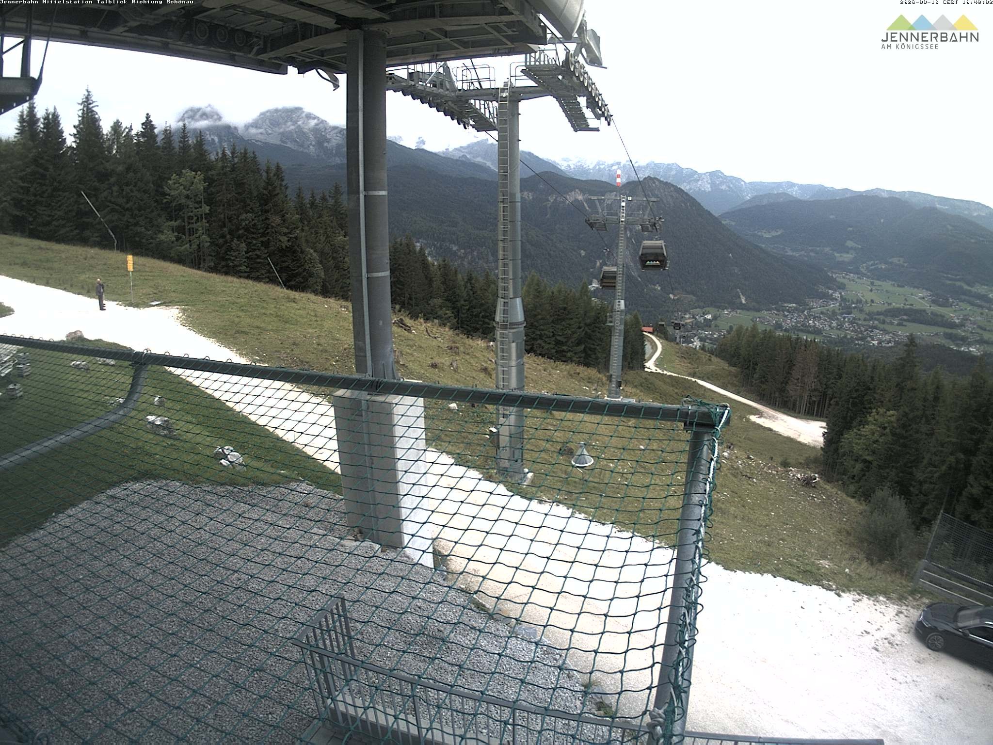 Archiv Foto Webcam Blick von der Mittelstation der Jennerbahn