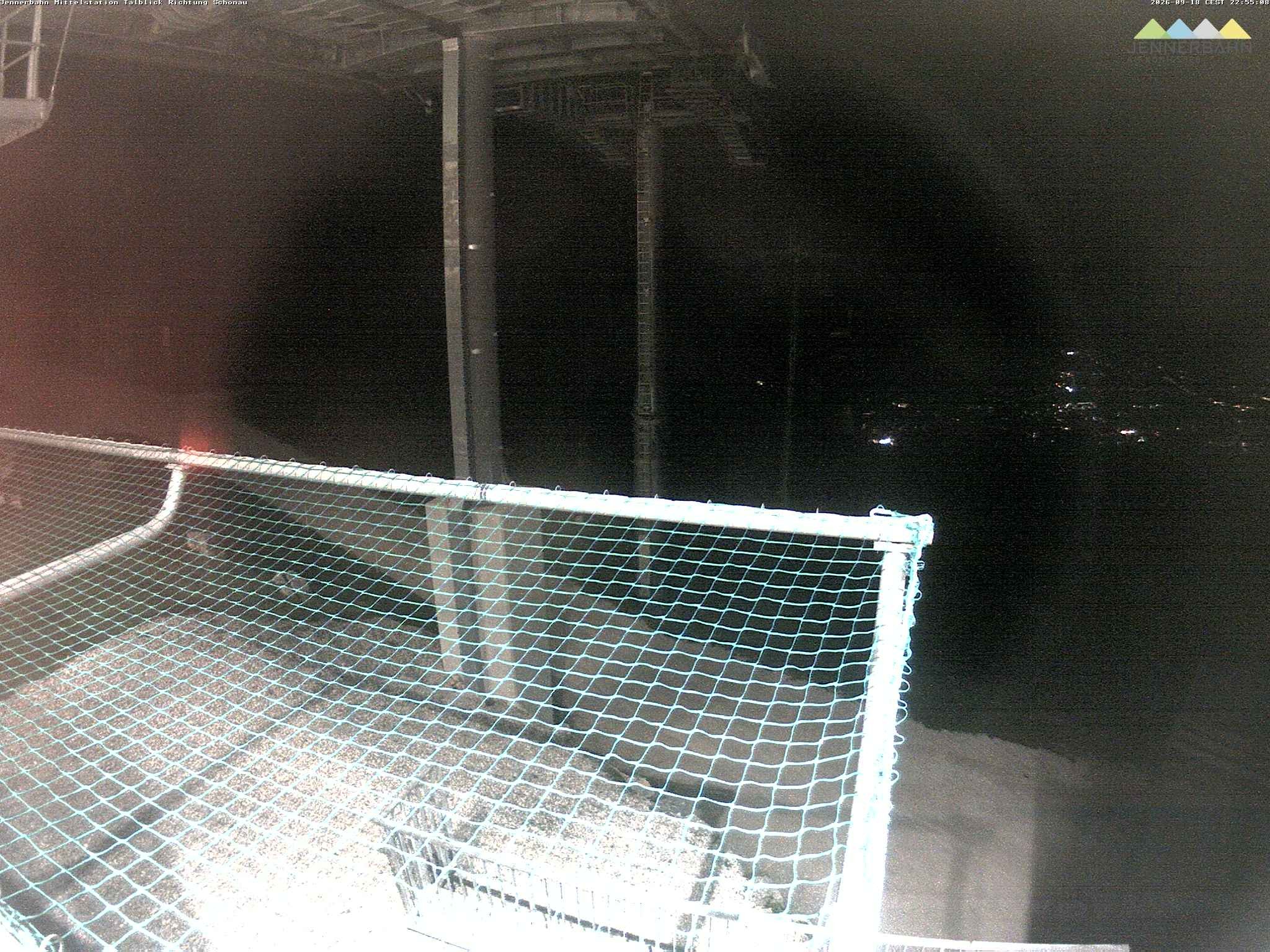Archived image Webcam View from Midway Station