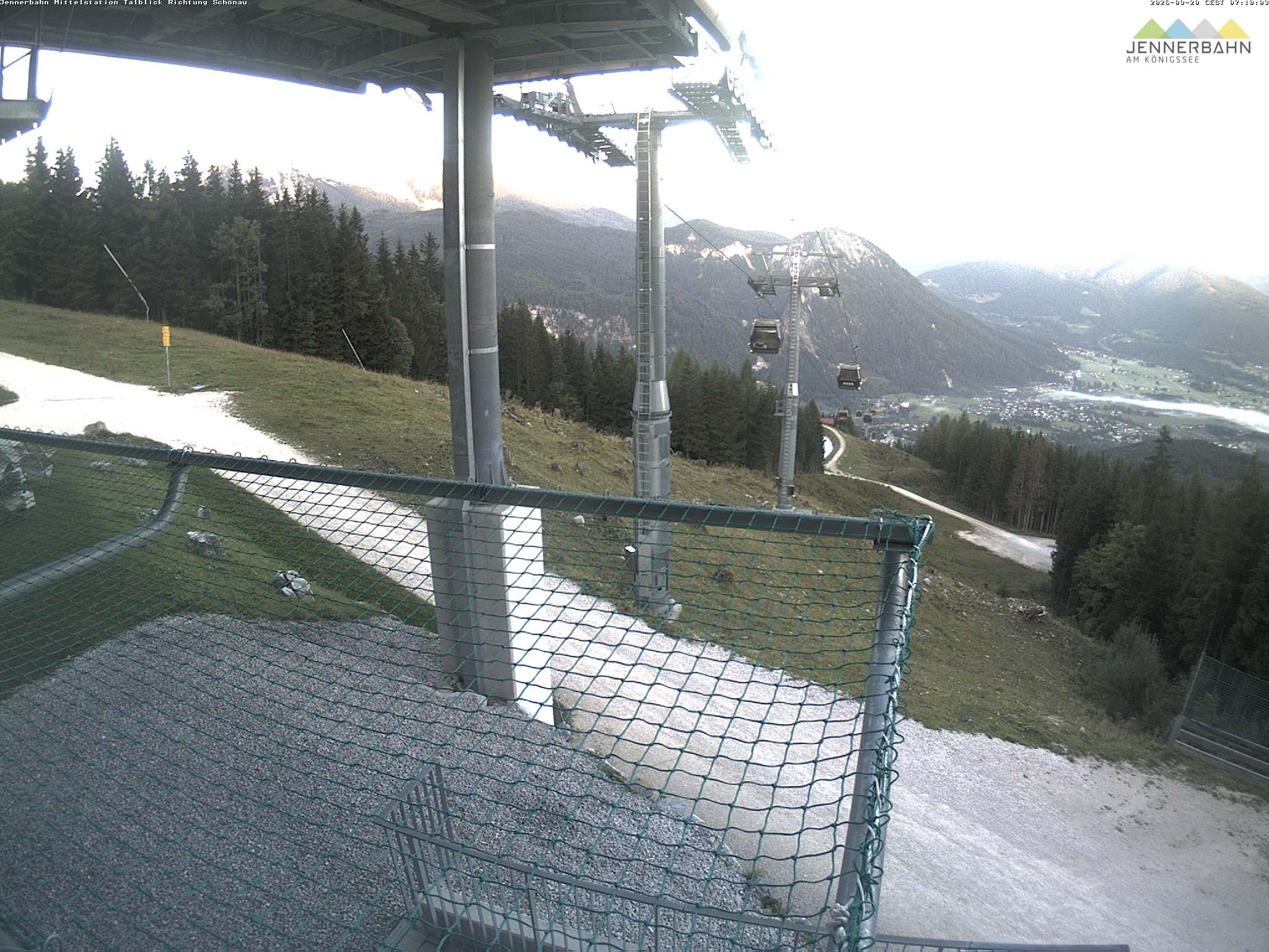 Archiv Foto Webcam Blick von der Mittelstation der Jennerbahn