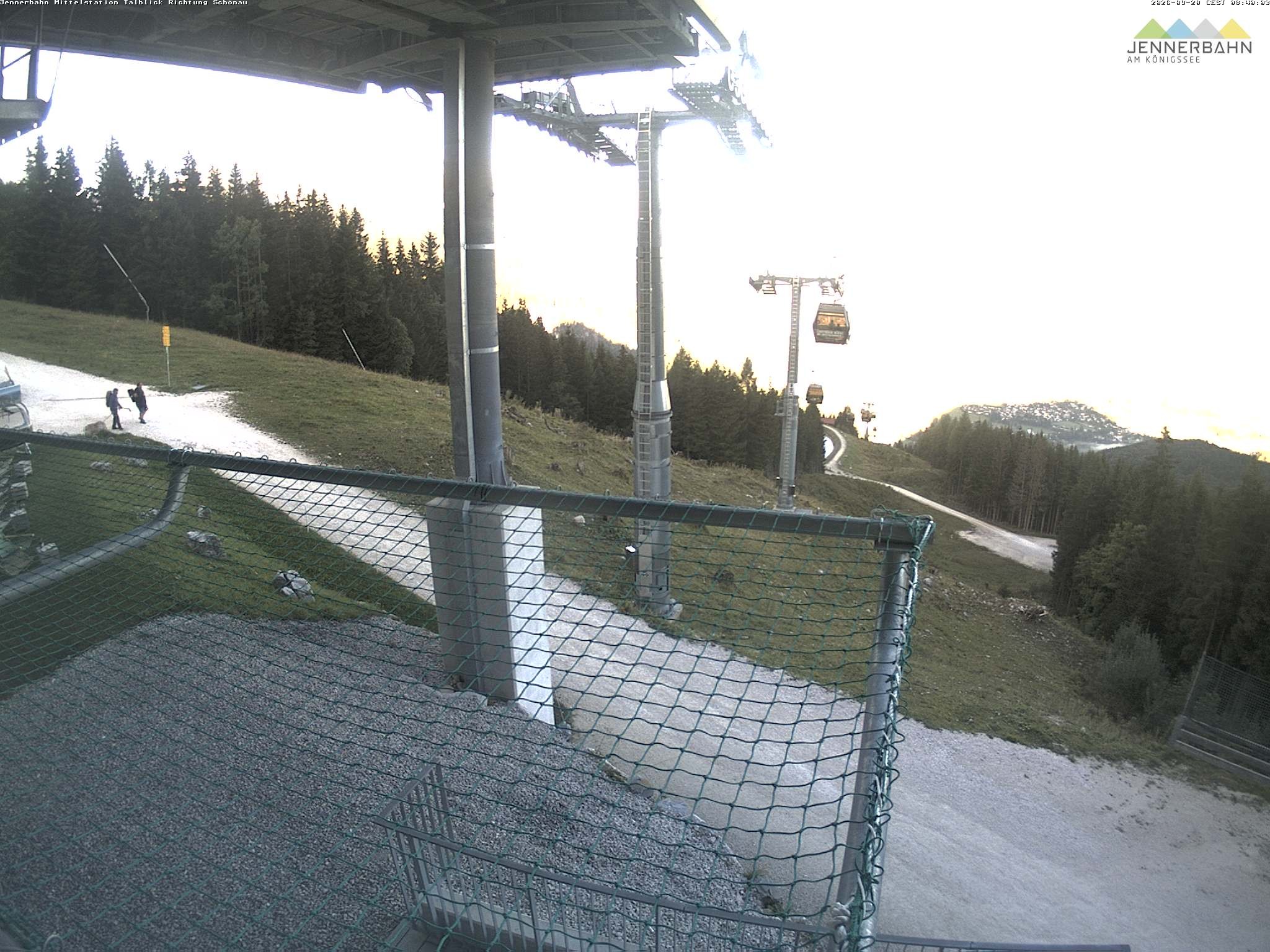 Archiv Foto Webcam Blick von der Mittelstation der Jennerbahn