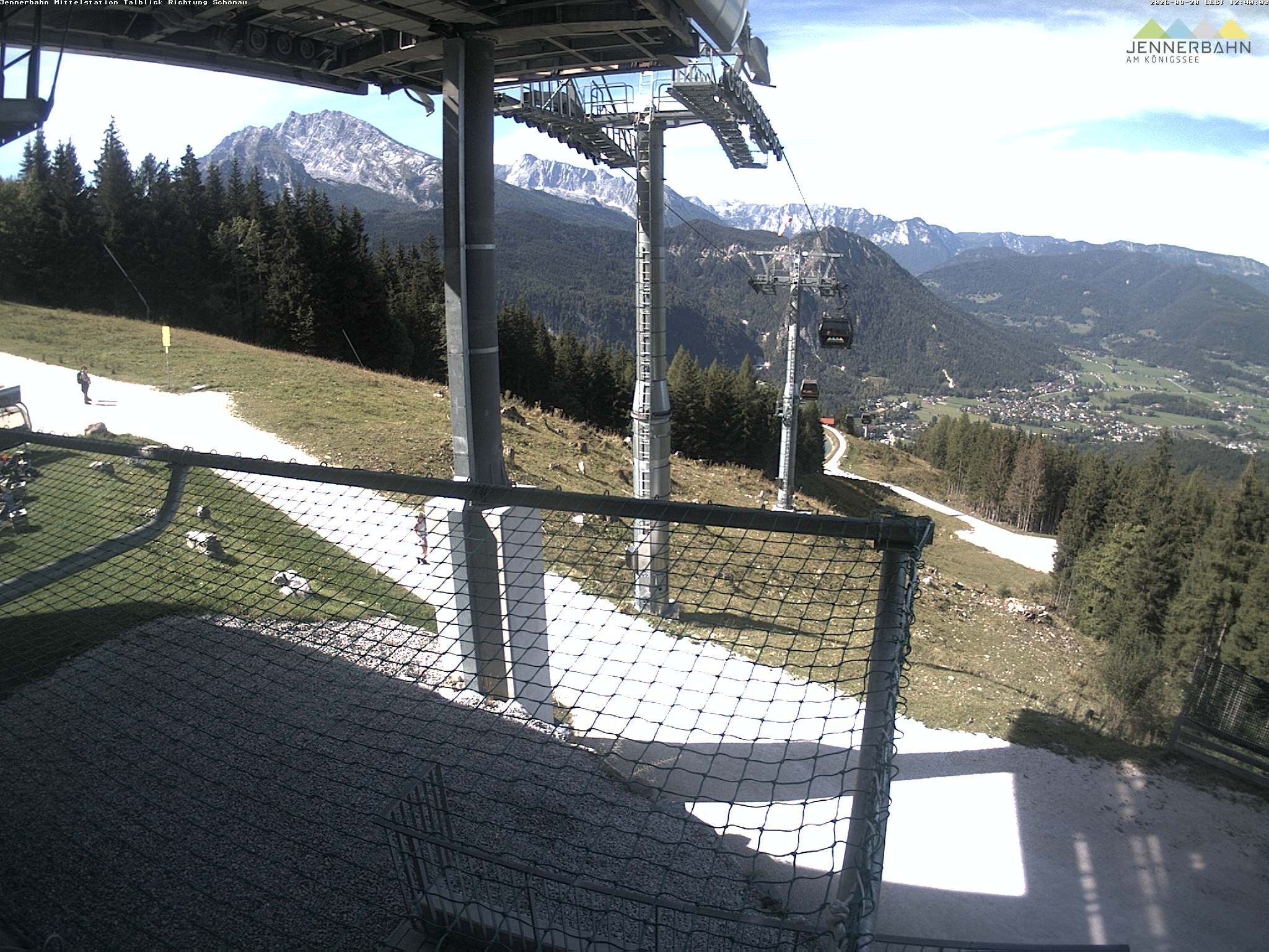 Archiv Foto Webcam Blick von der Mittelstation der Jennerbahn
