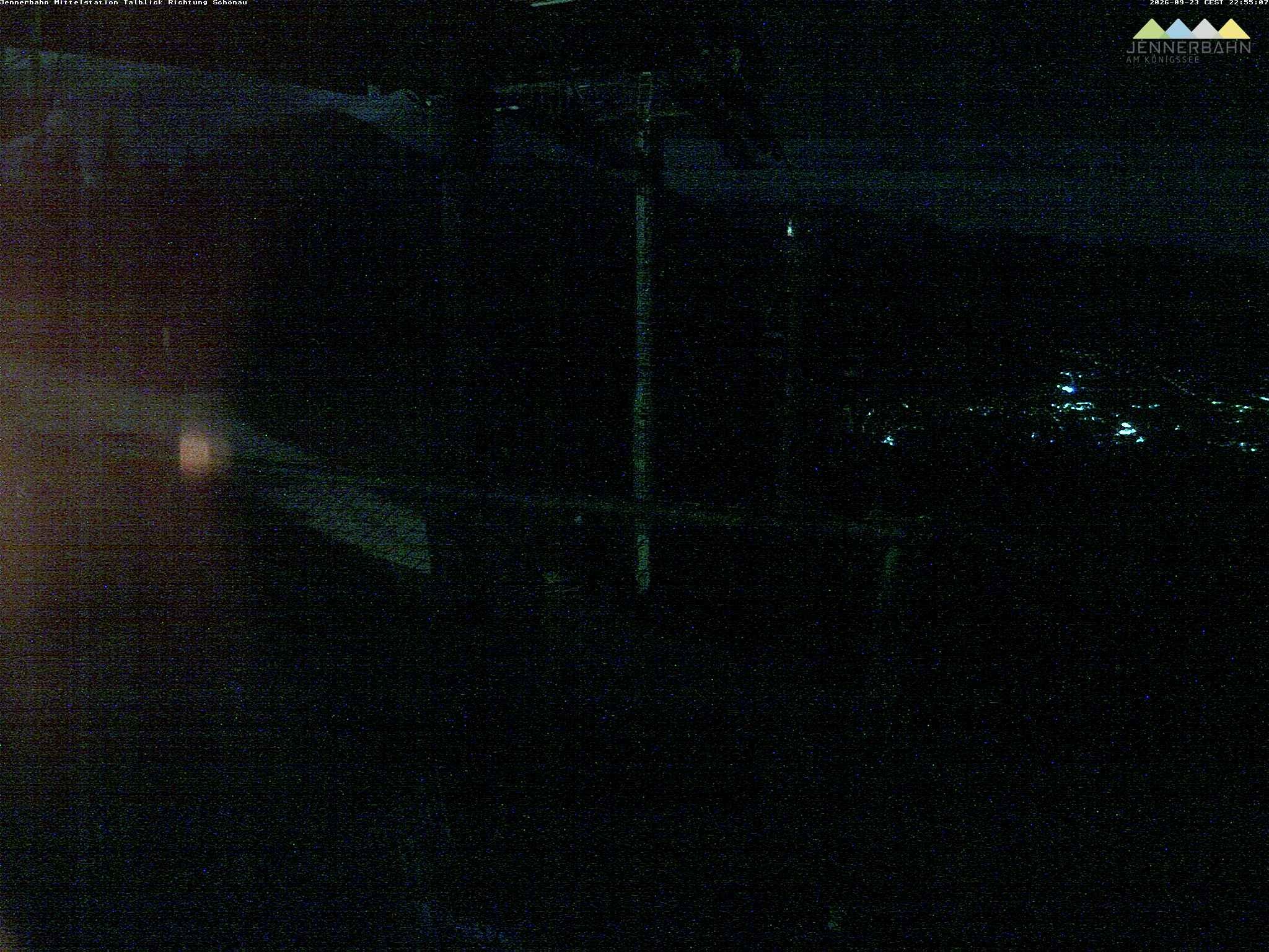 Archived image Webcam View from Midway Station