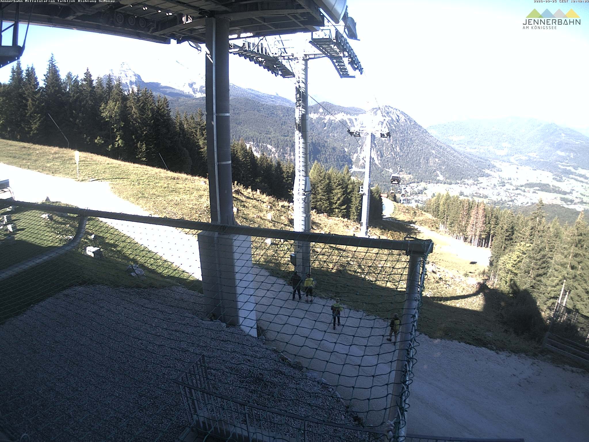 Archiv Foto Webcam Blick von der Mittelstation der Jennerbahn