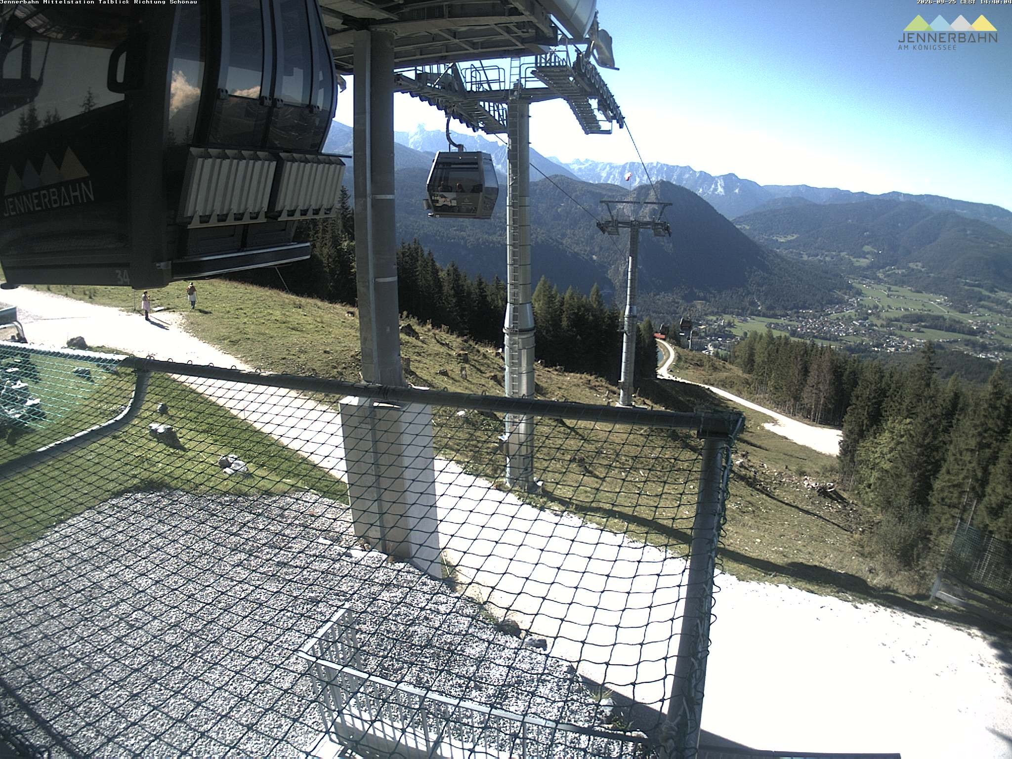 Archiv Foto Webcam Blick von der Mittelstation der Jennerbahn