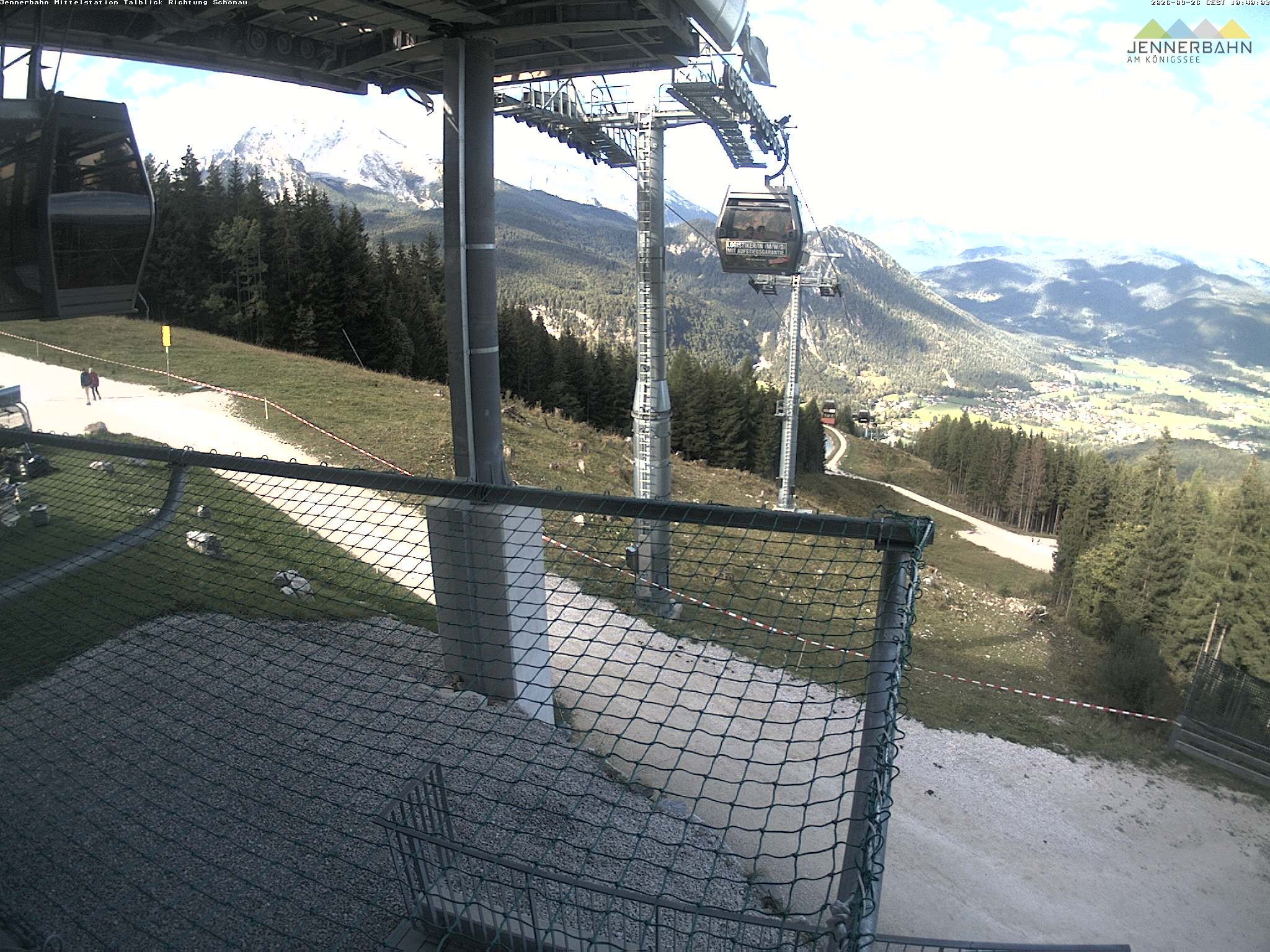 Archiv Foto Webcam Blick von der Mittelstation der Jennerbahn