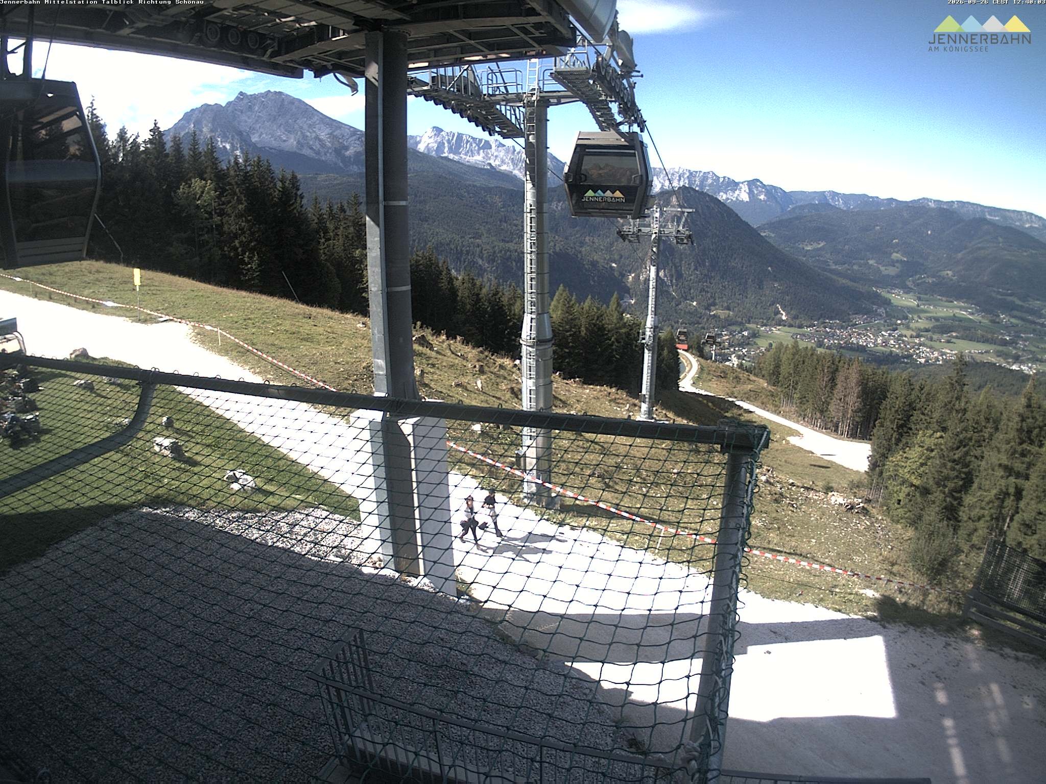 Archiv Foto Webcam Blick von der Mittelstation der Jennerbahn