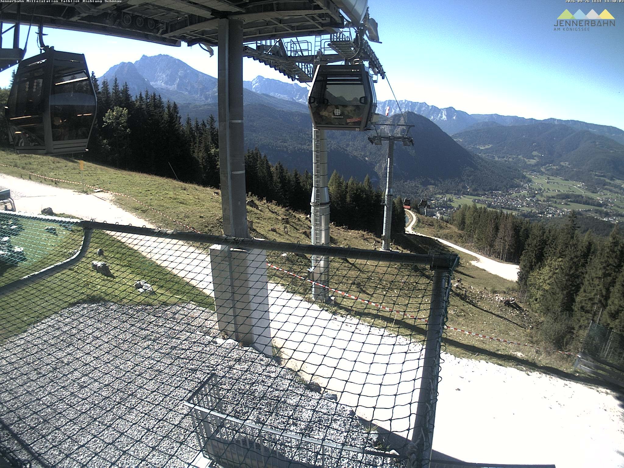 Archiv Foto Webcam Blick von der Mittelstation der Jennerbahn