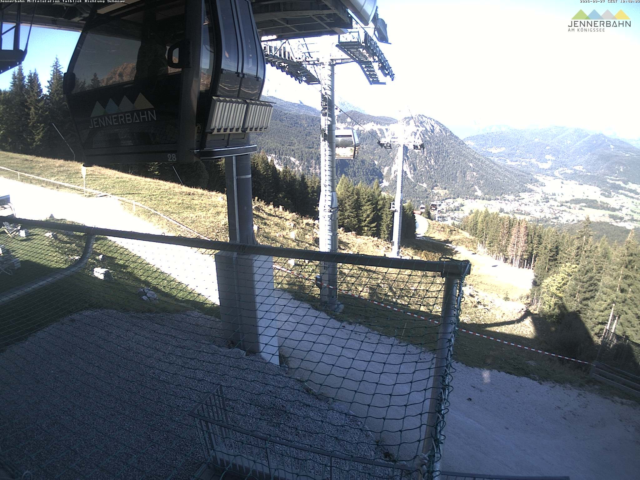 Archiv Foto Webcam Blick von der Mittelstation der Jennerbahn