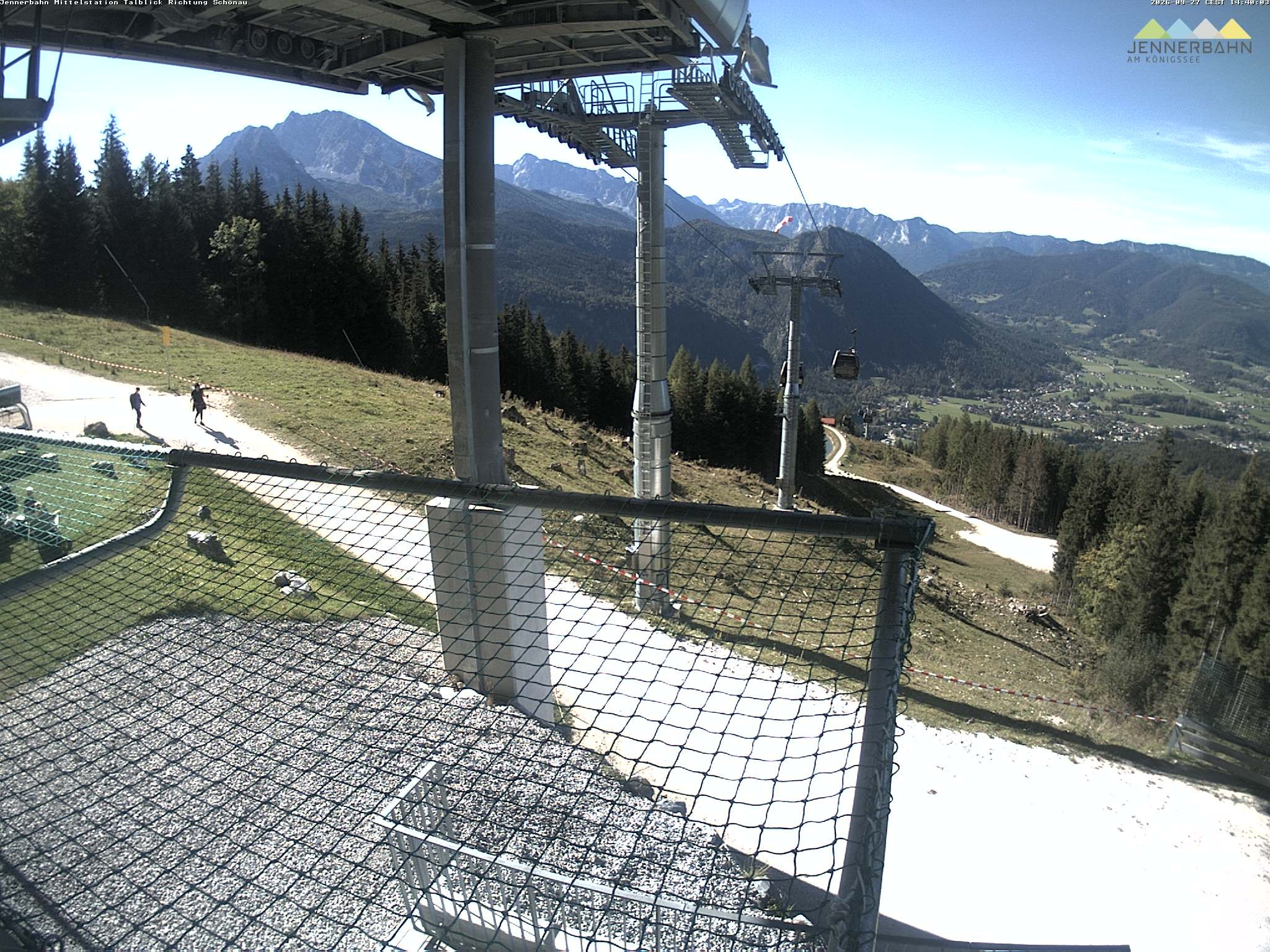 Archiv Foto Webcam Blick von der Mittelstation der Jennerbahn